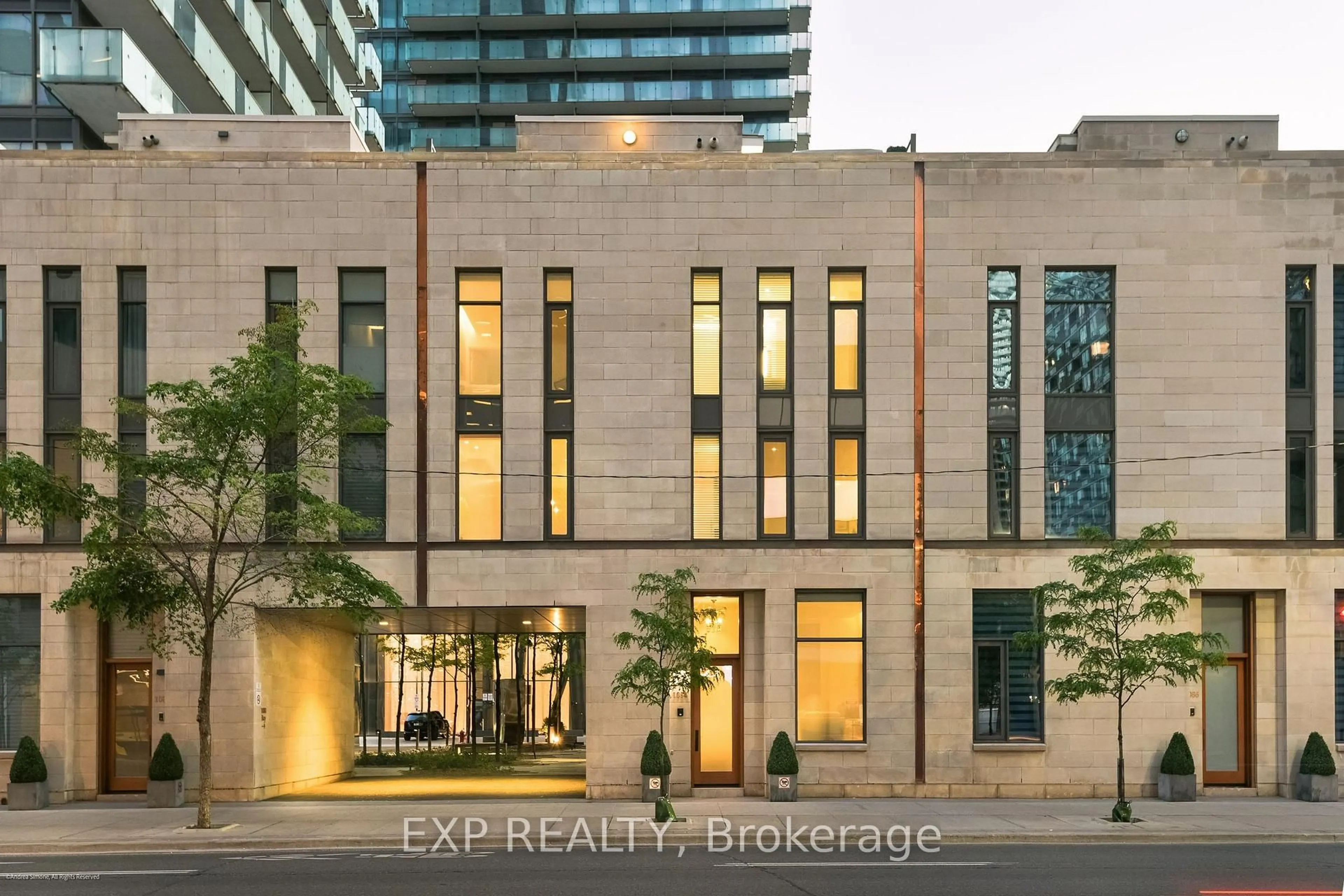 Unknown for 1084 Bay St, Toronto Ontario M5S 0A3