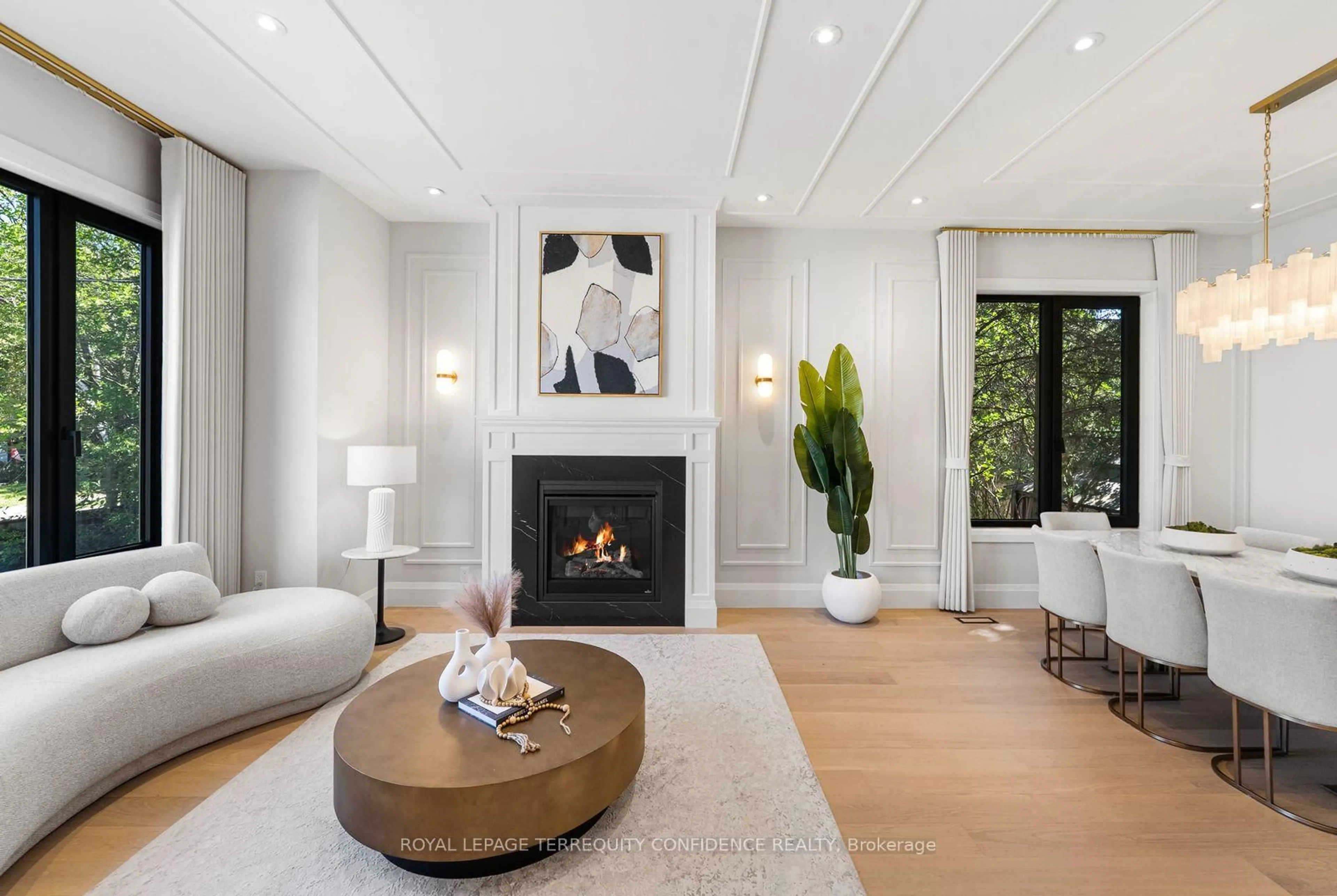 Living room with furniture, unknown for 333 Horsham Ave, Toronto Ontario M2R 1G8