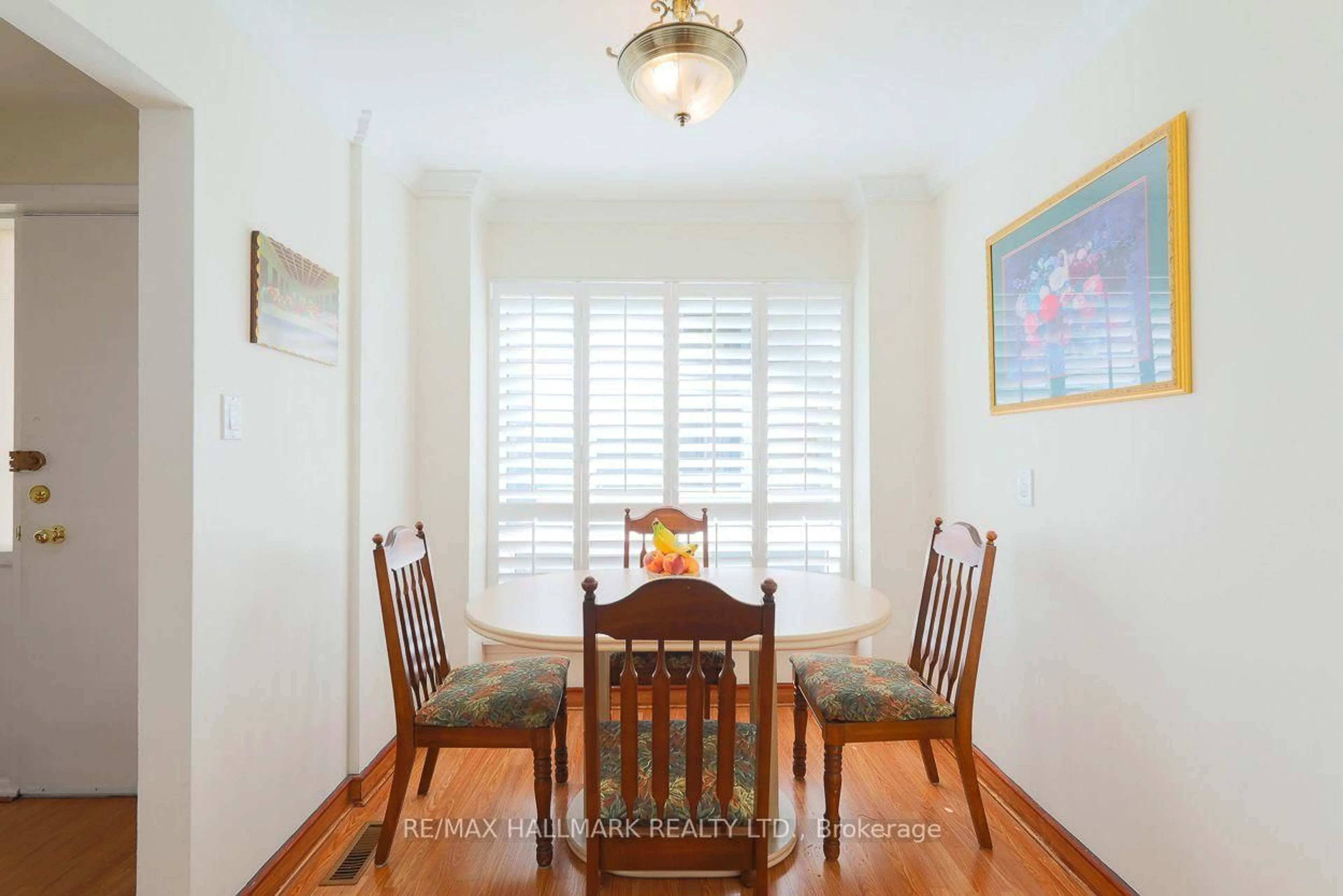 Dining room, wood/laminate floor for 83 Rameau Dr #1, Toronto Ontario M2H 1T6