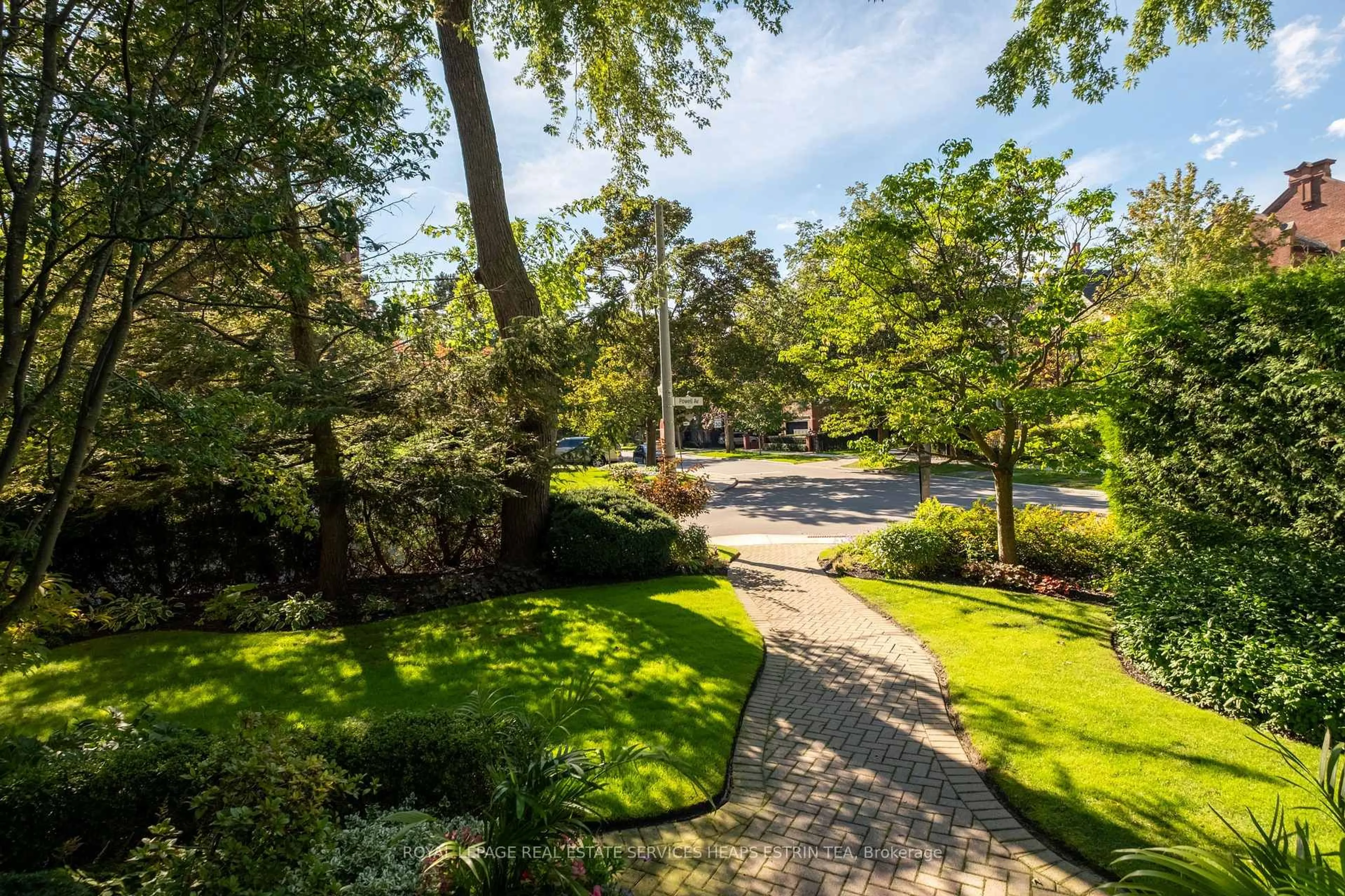 A pic from outside/outdoor area/front of a property/back of a property/a pic from drone, water/lake/river/ocean view for 43 Maple Ave, Toronto Ontario M4W 2T9