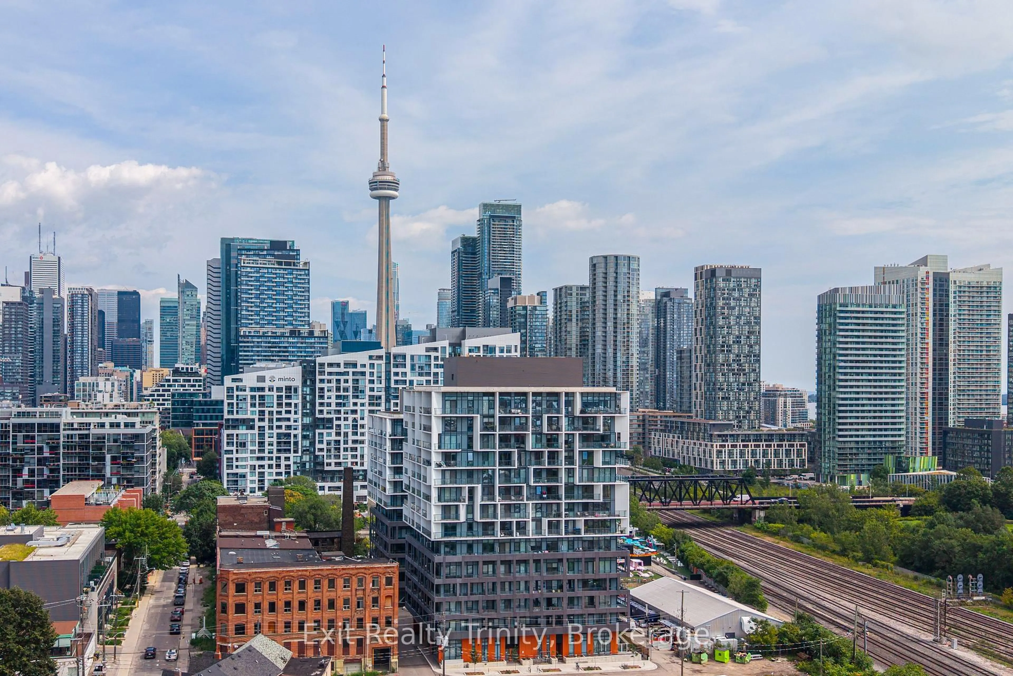 A pic from outside/outdoor area/front of a property/back of a property/a pic from drone, city buildings view from balcony for 9 Tecumseth St, Toronto Ontario M5V 0S5