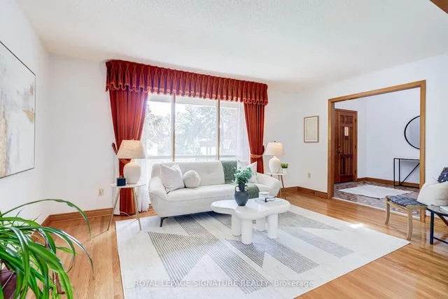 18 Parravano Crt, Toronto 4