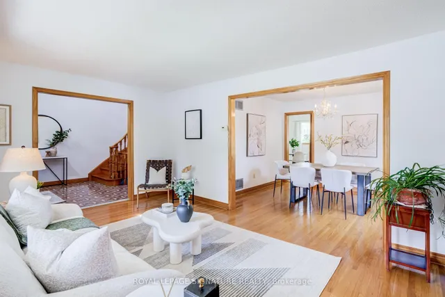 18 Parravano Crt, Toronto 5