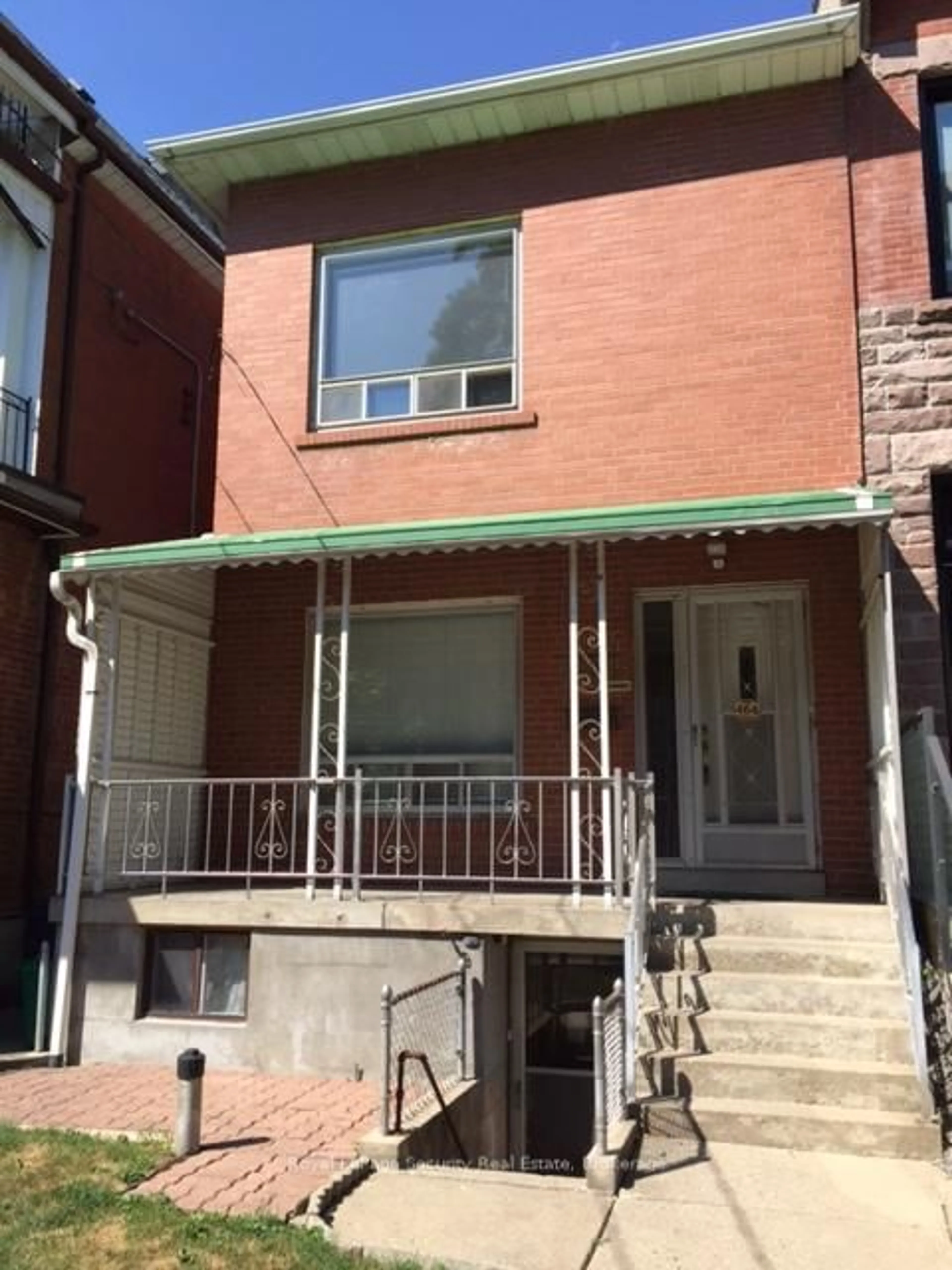 Home with brick exterior material, street for 464 Euclid Ave, Toronto Ontario M6G 2S9