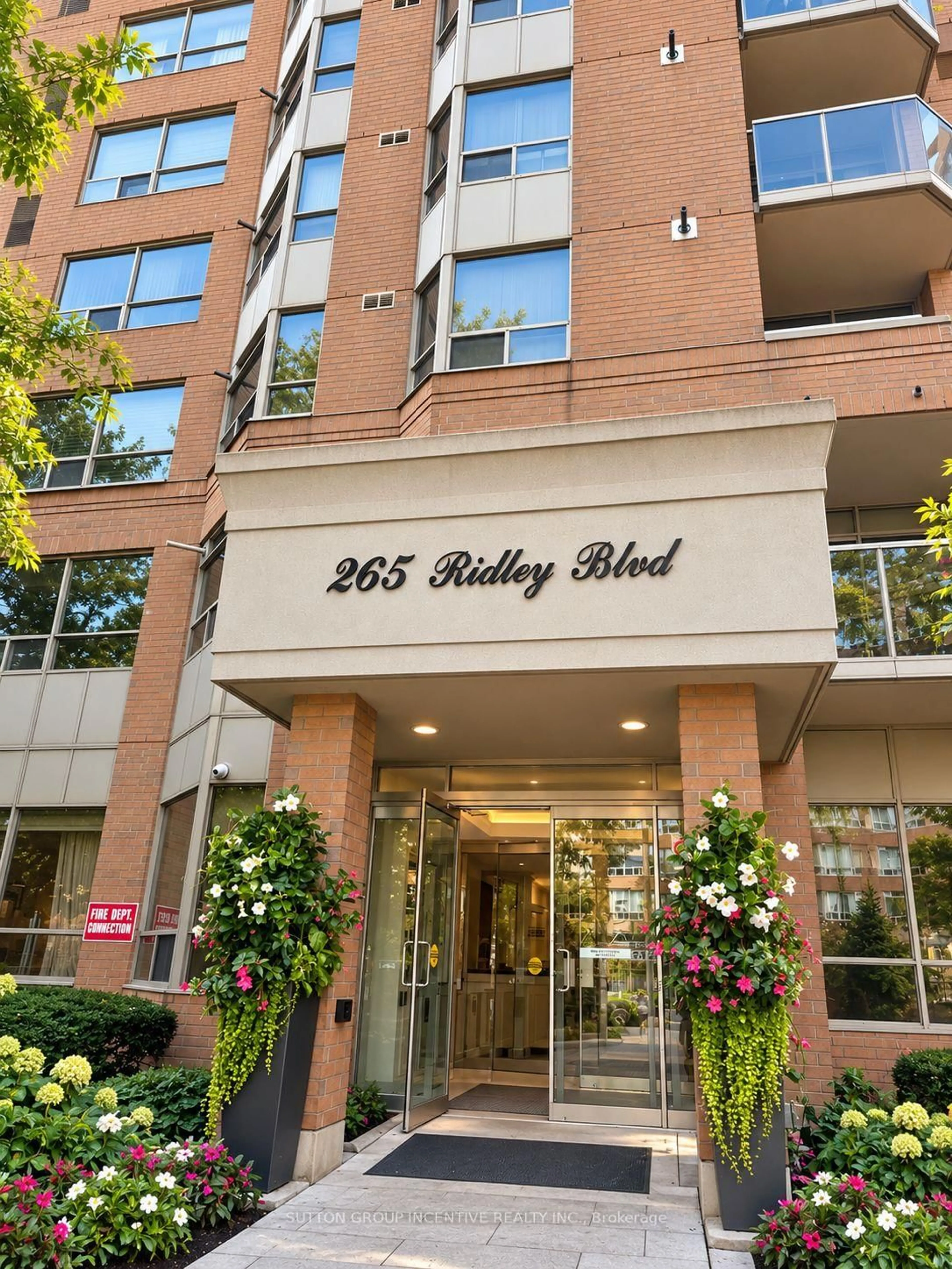 Lobby for 265 Ridley Blvd #1803, Toronto Ontario M5M 4N8