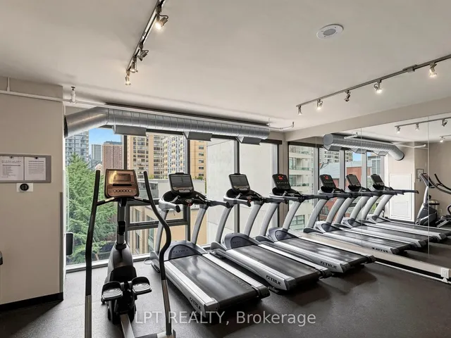 285 Mutual St #1108, Toronto 3