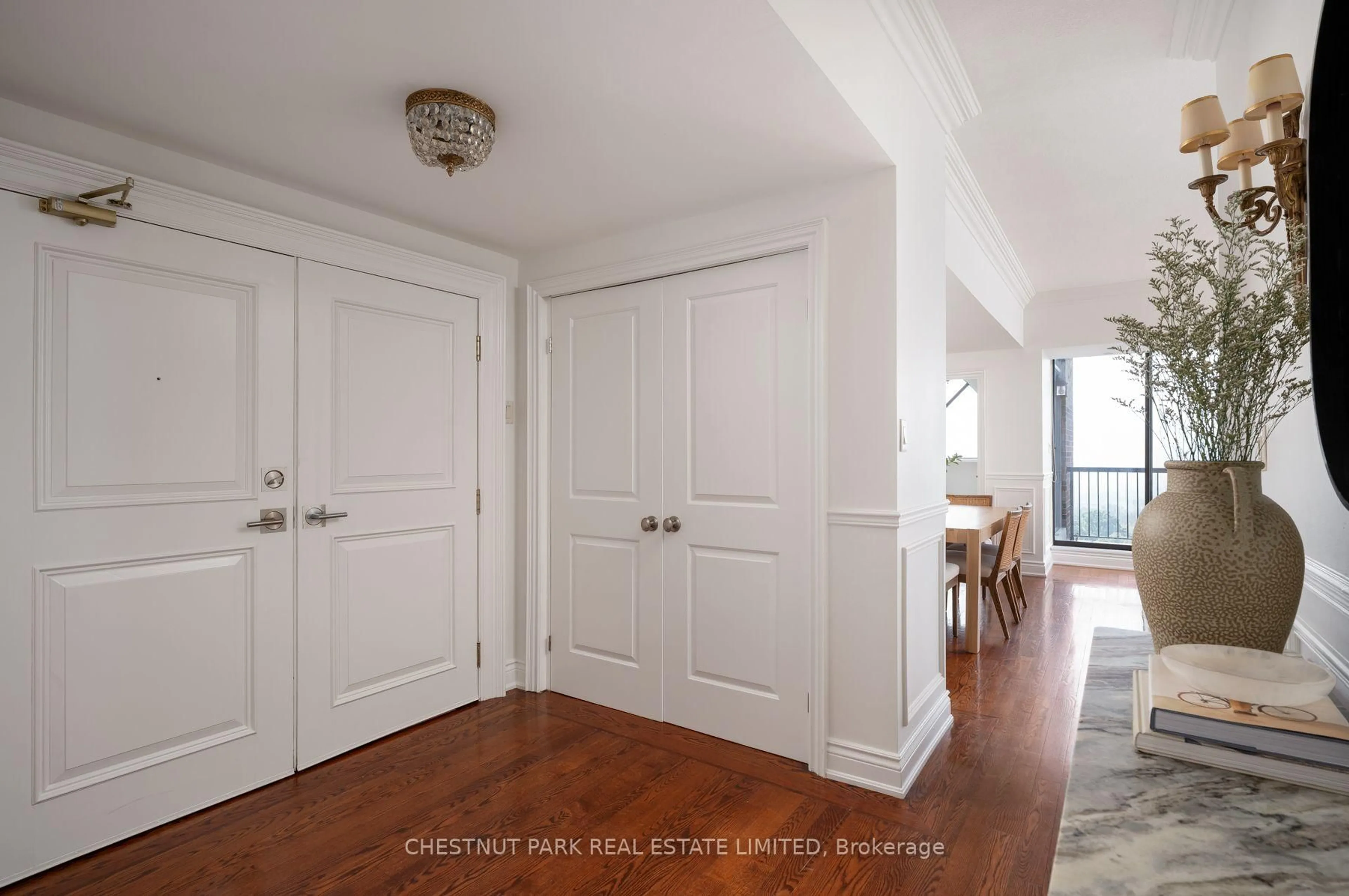 Indoor entryway for 47 St Clair Ave #PH3, Toronto Ontario M4V 3A5