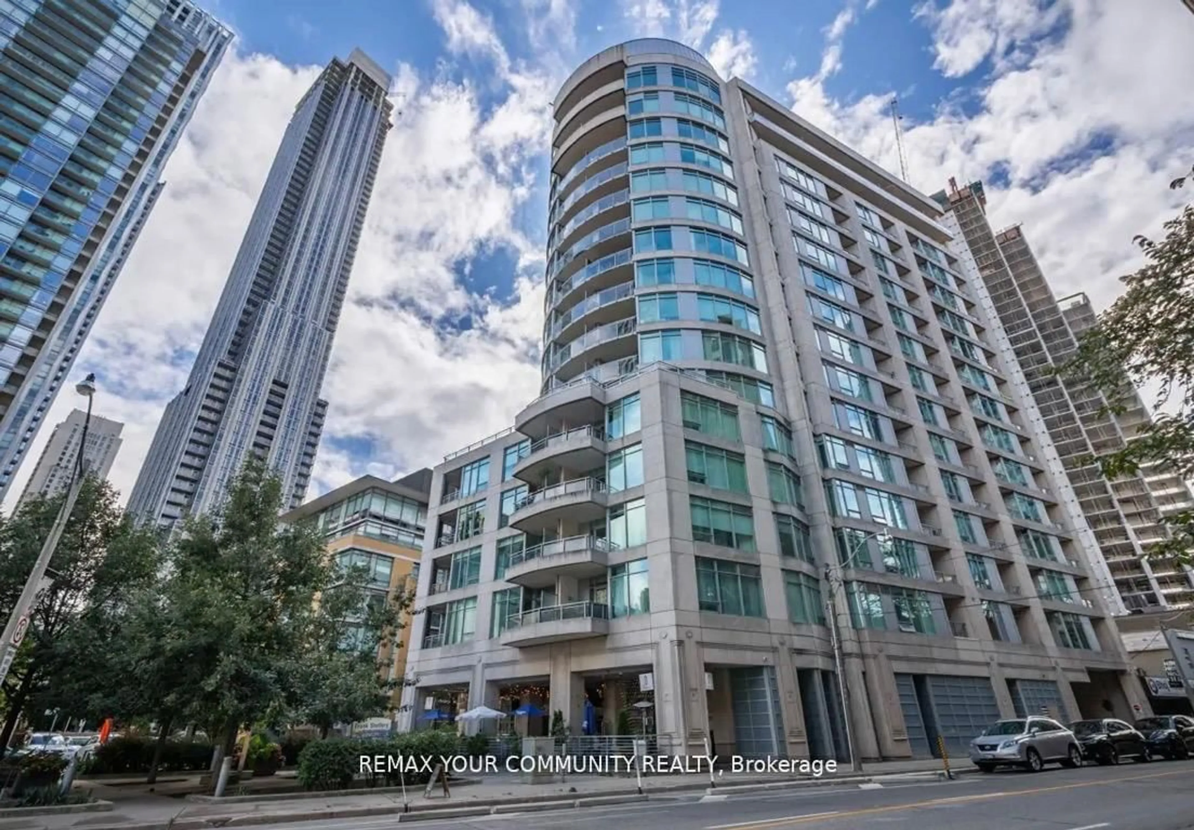 Unknown for 8 Scollard St #606, Toronto Ontario M5R 1M2