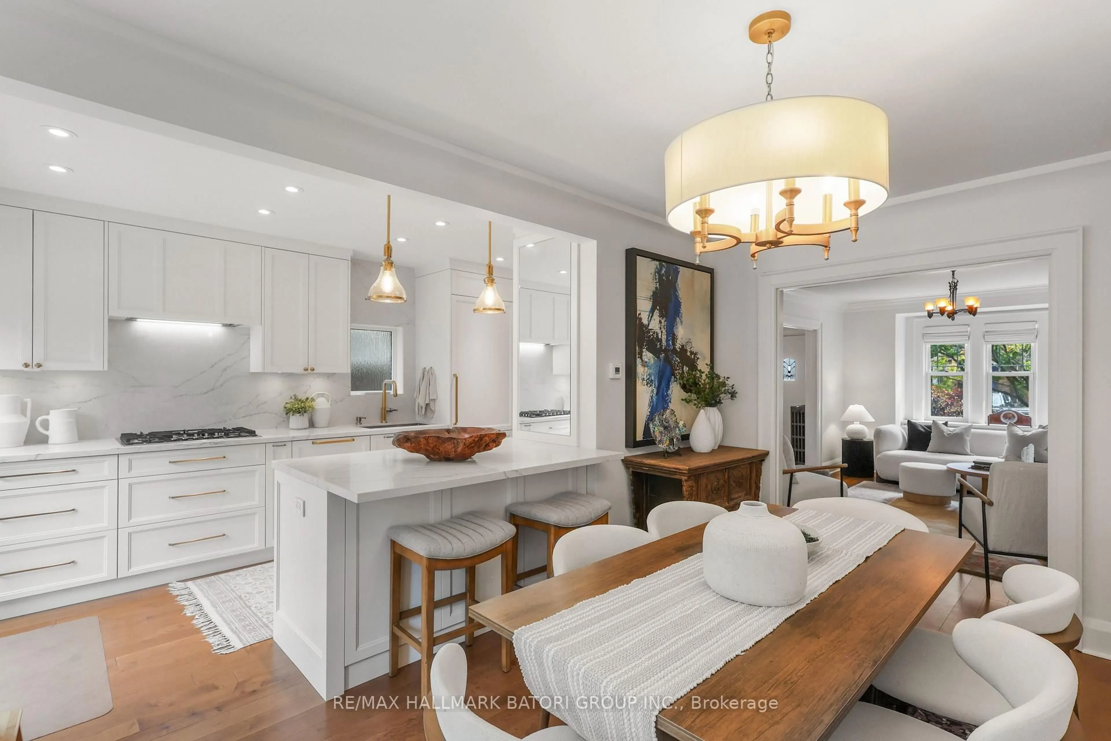 Open concept kitchen, ceramic/tile floor for 166 Old Orchard Grve, Toronto Ontario M5M 2E4