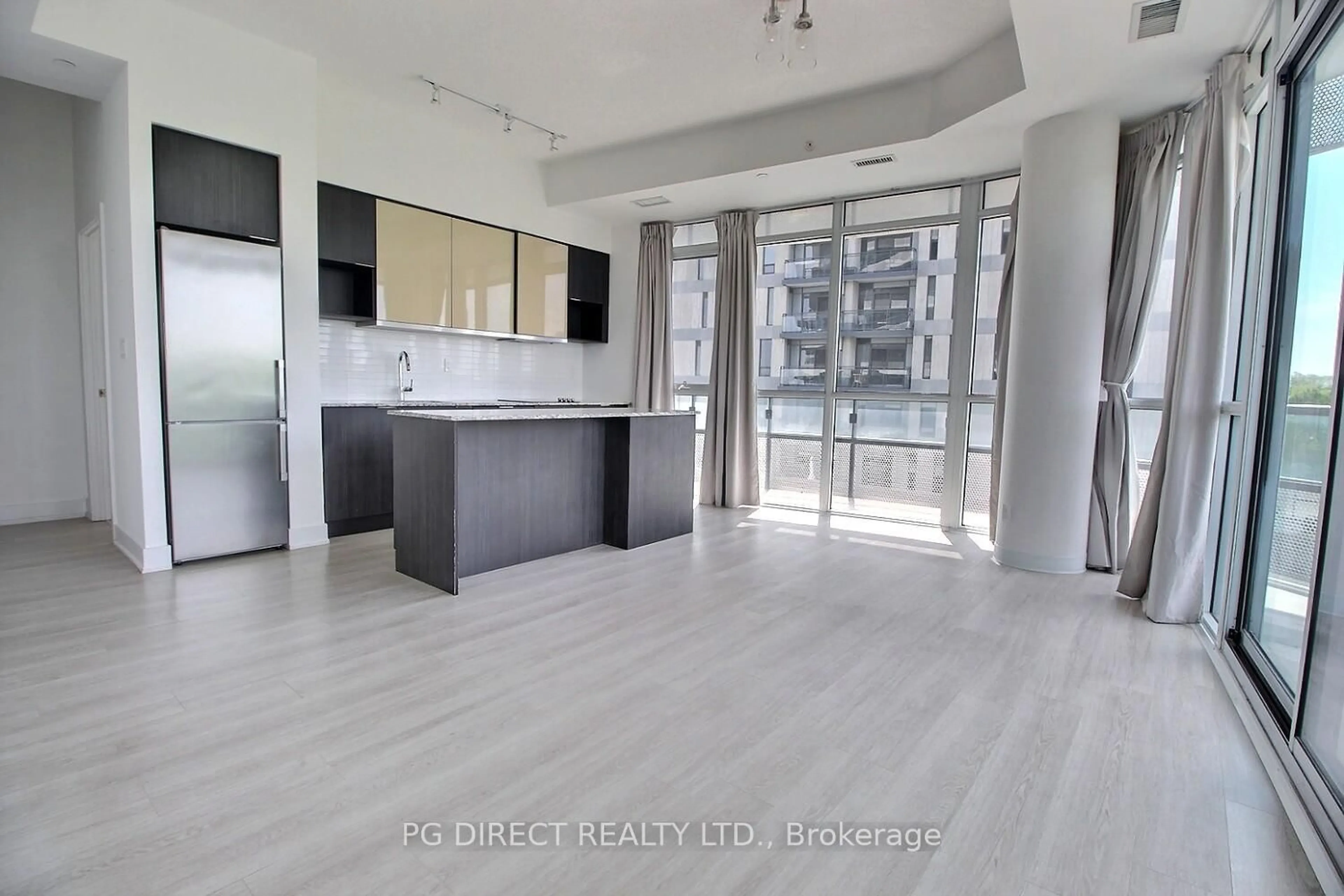 Open concept kitchen, unknown for 99 The Donway #403, Toronto Ontario M3C 0N8
