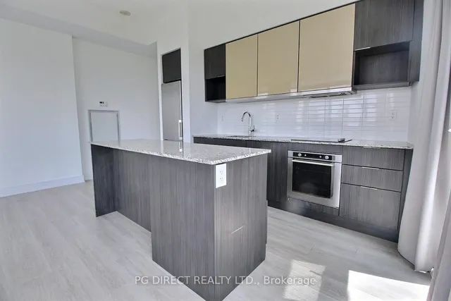 99 The Donway #403, Toronto 4