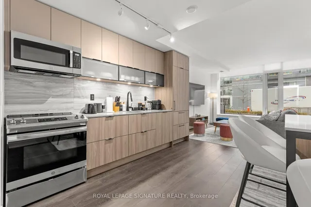 180 Mill St #S-126, Toronto 4