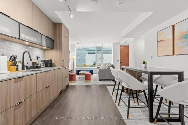 180 Mill St #S-126, Toronto 5