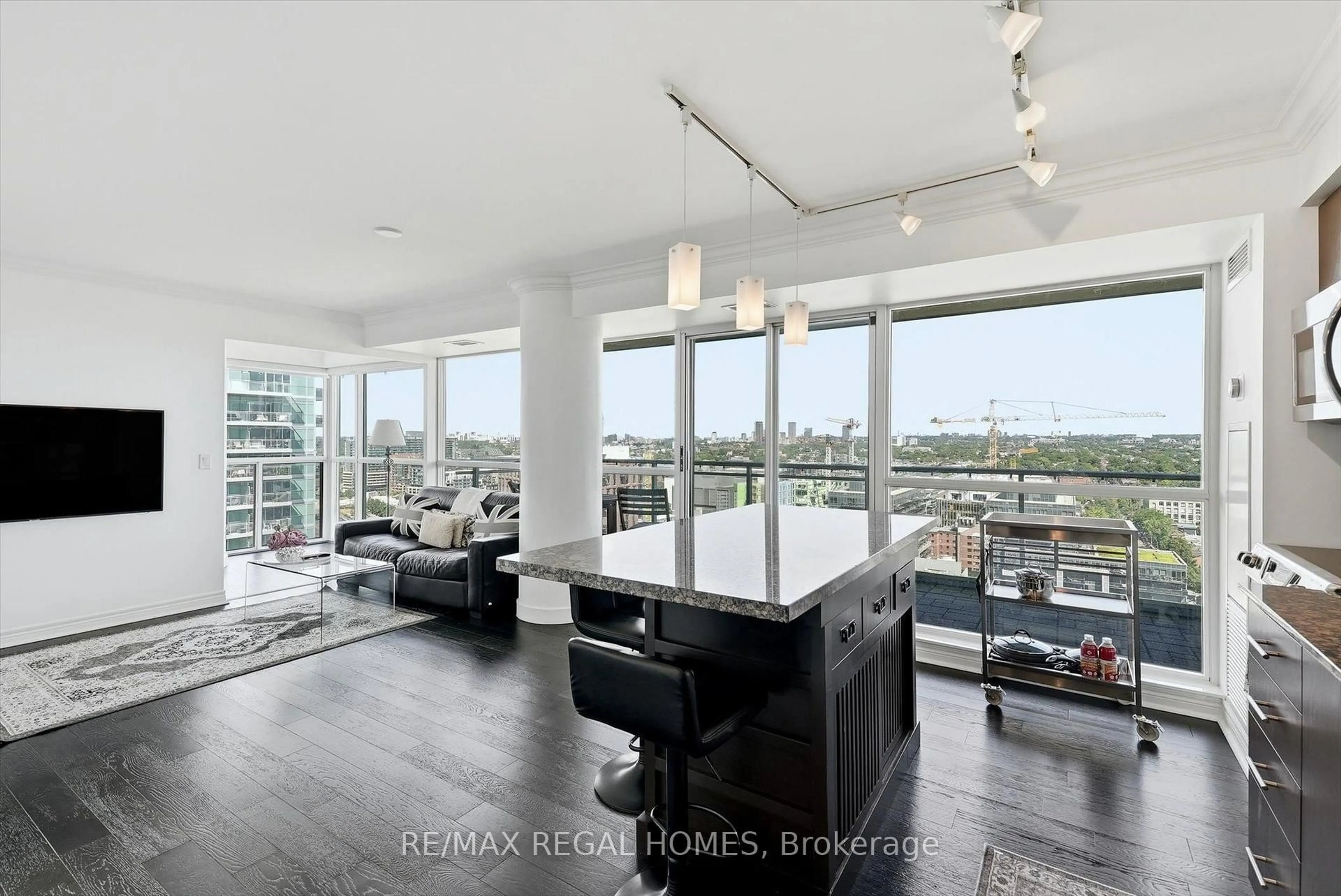Unknown for 80 Western Battery Rd #2304, Toronto Ontario M6K 3S1