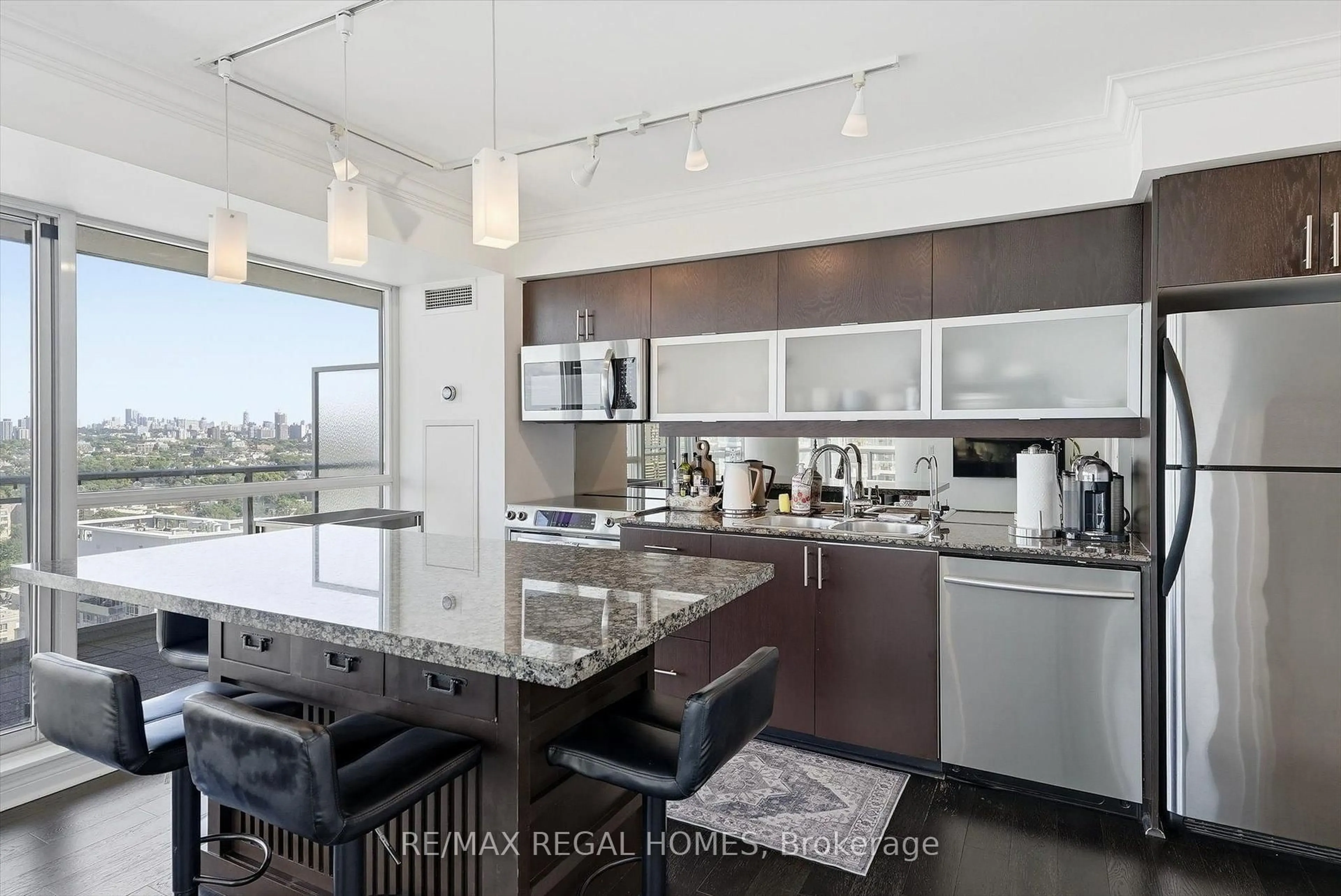 Contemporary kitchen, unknown for 80 Western Battery Rd #2304, Toronto Ontario M6K 3S1