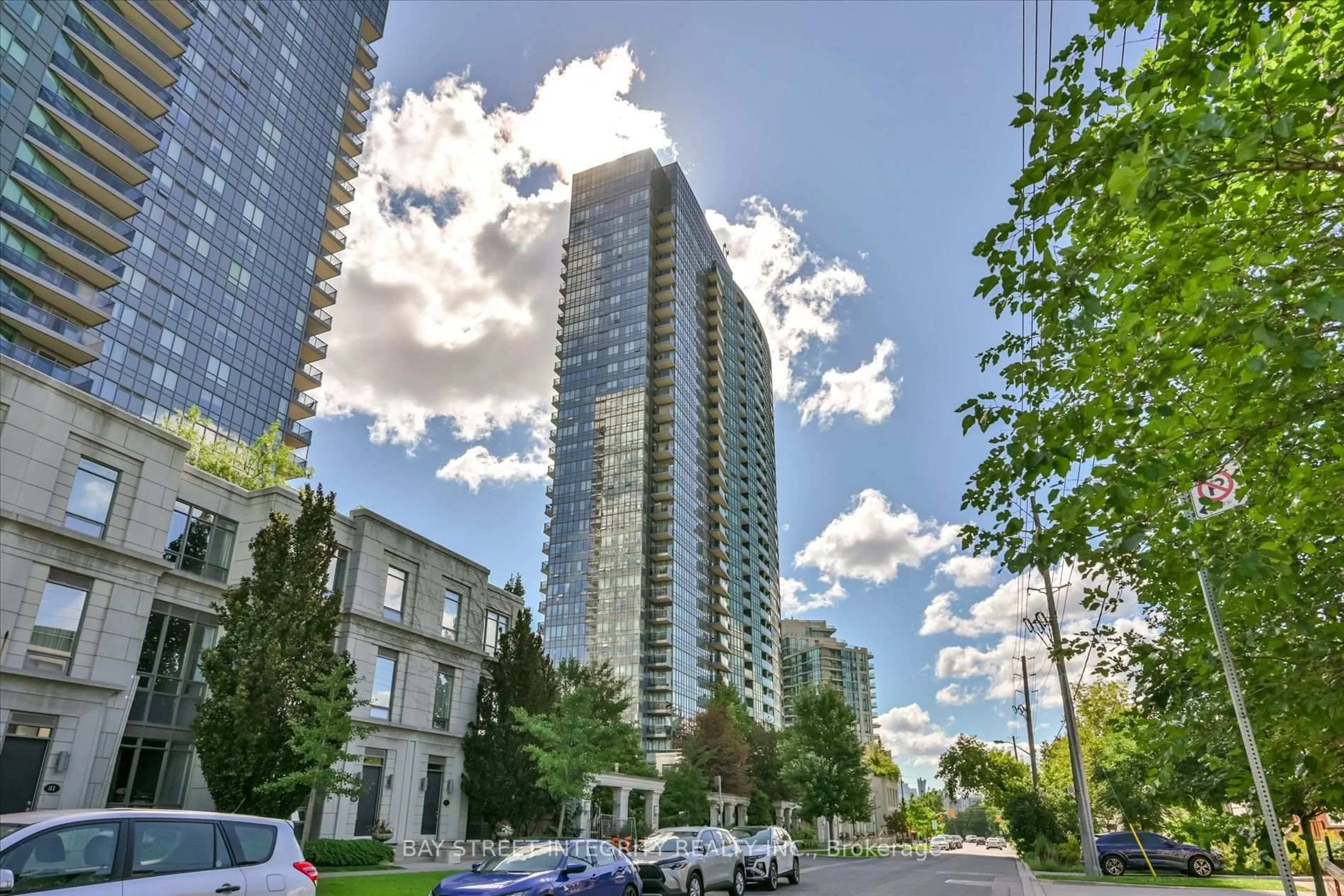 Unknown for 15 Greenview Ave #1906, Toronto Ontario M2M 4M7