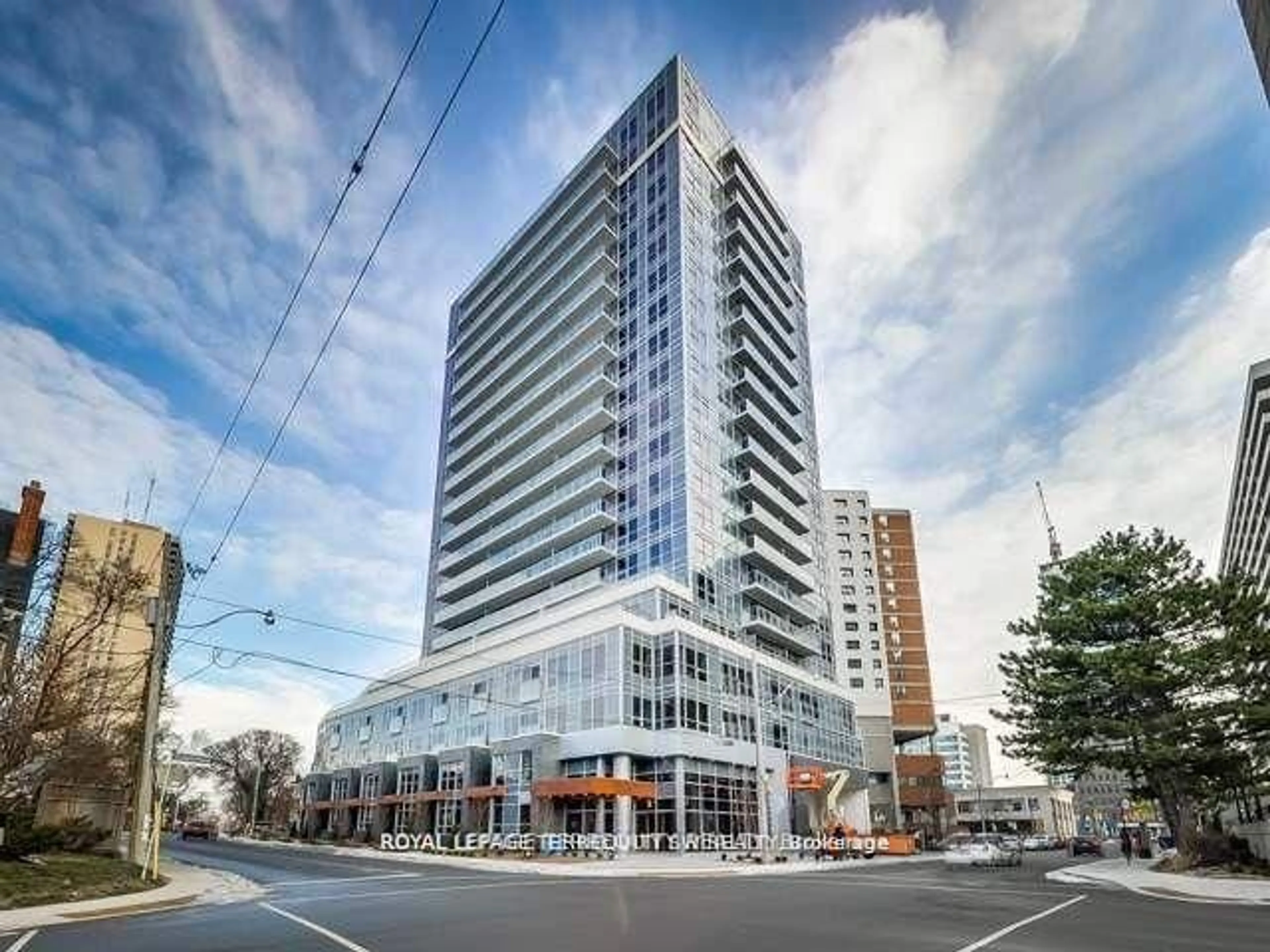 Indoor foyer for 58 Orchard View Blvd #902, Toronto Ontario M4R 0A2