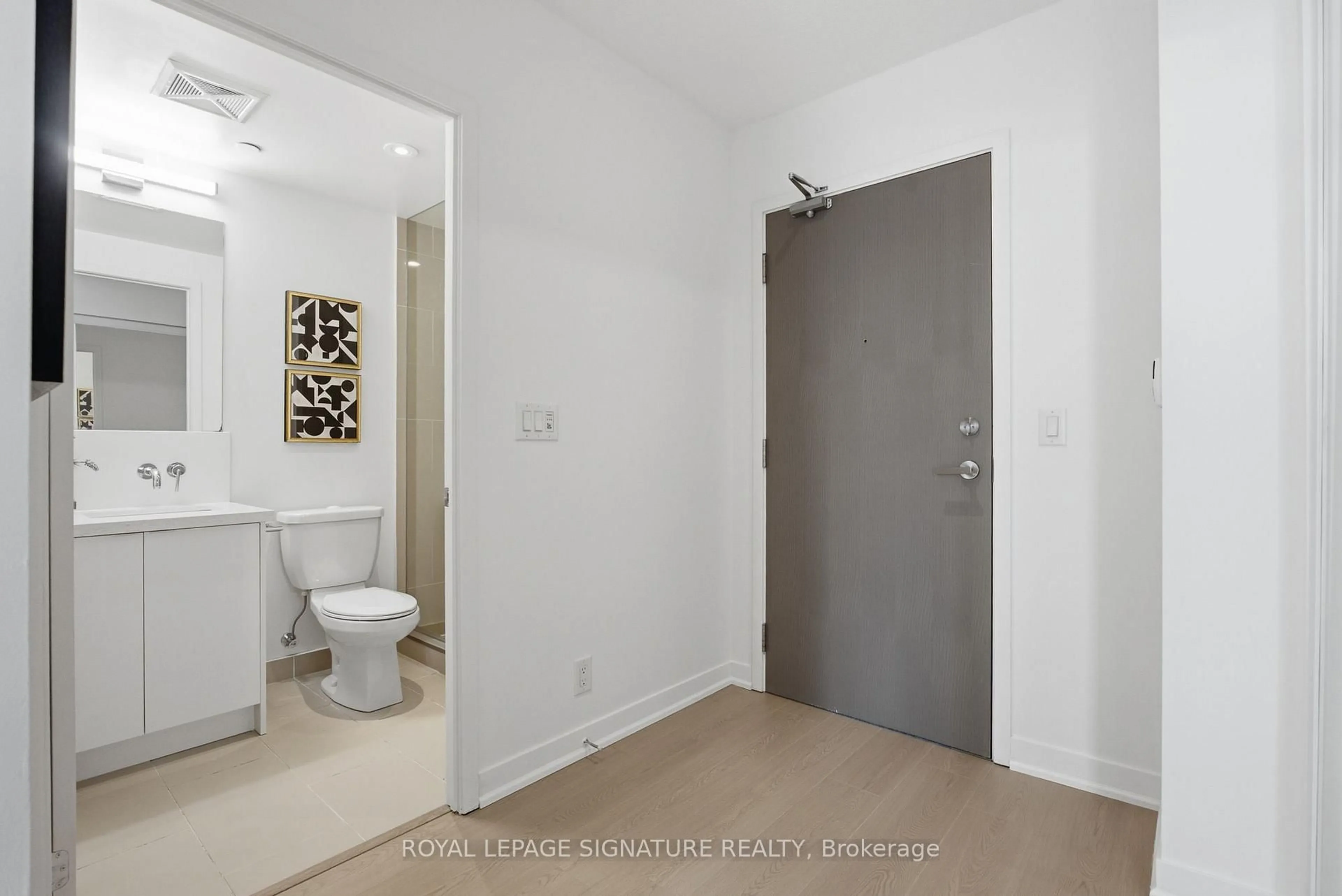 Unknown for 88 Harbour St #1710, Toronto Ontario M5J 0C3