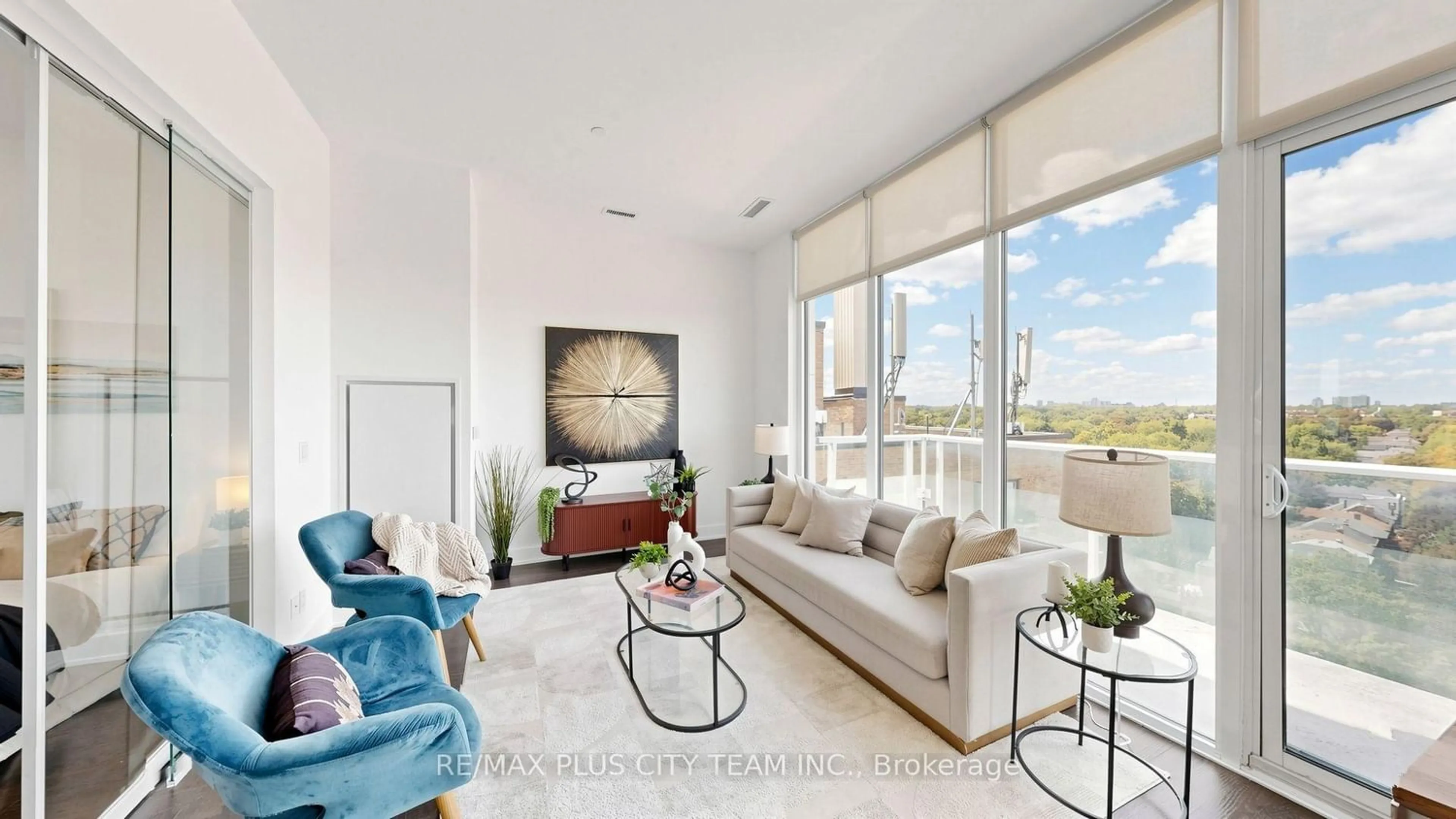 Living room with furniture, unknown for 3018 Yonge St #Uph07, Toronto Ontario M4N 0A5