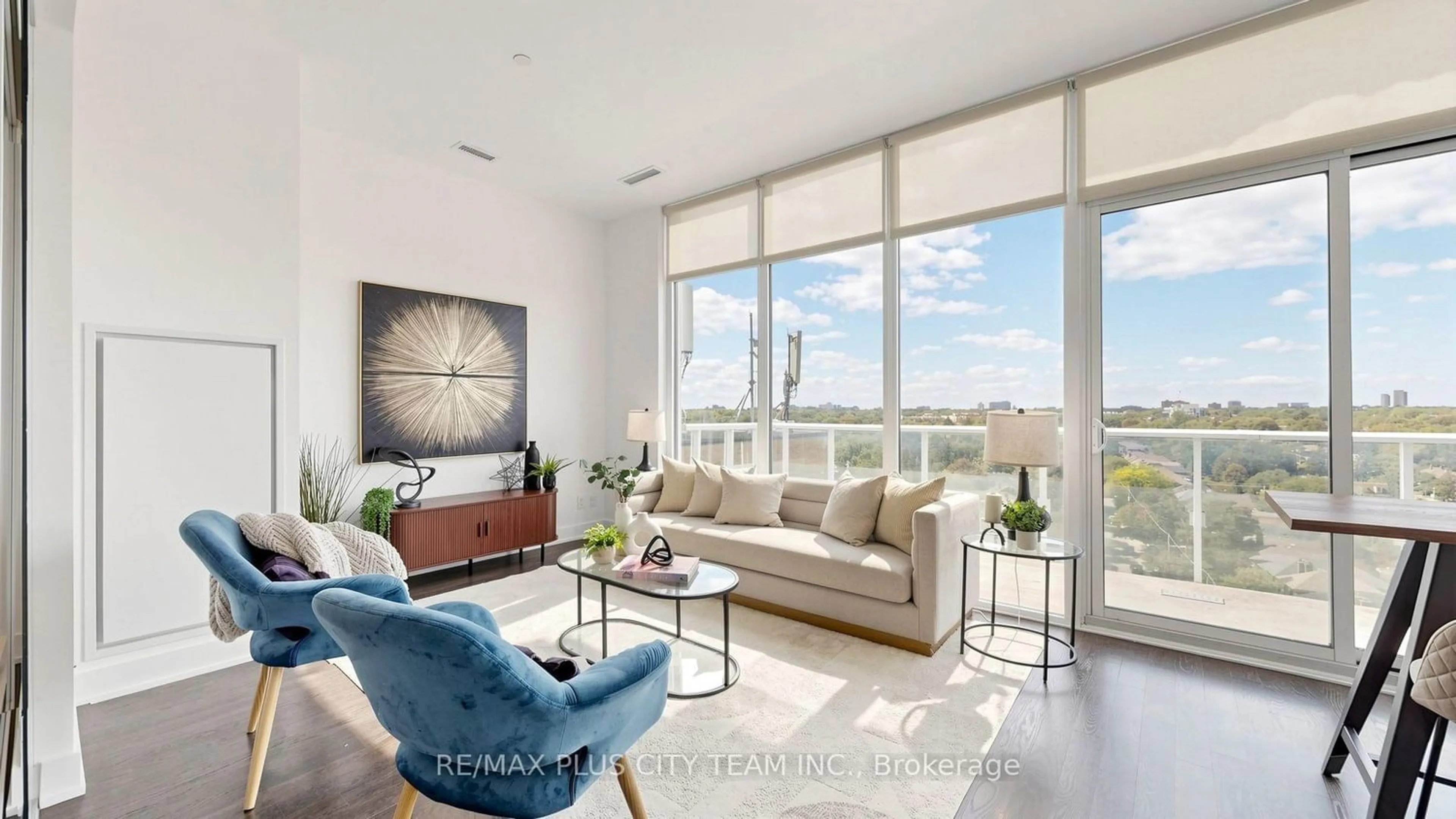 Living room with furniture, unknown for 3018 Yonge St #Uph07, Toronto Ontario M4N 0A5