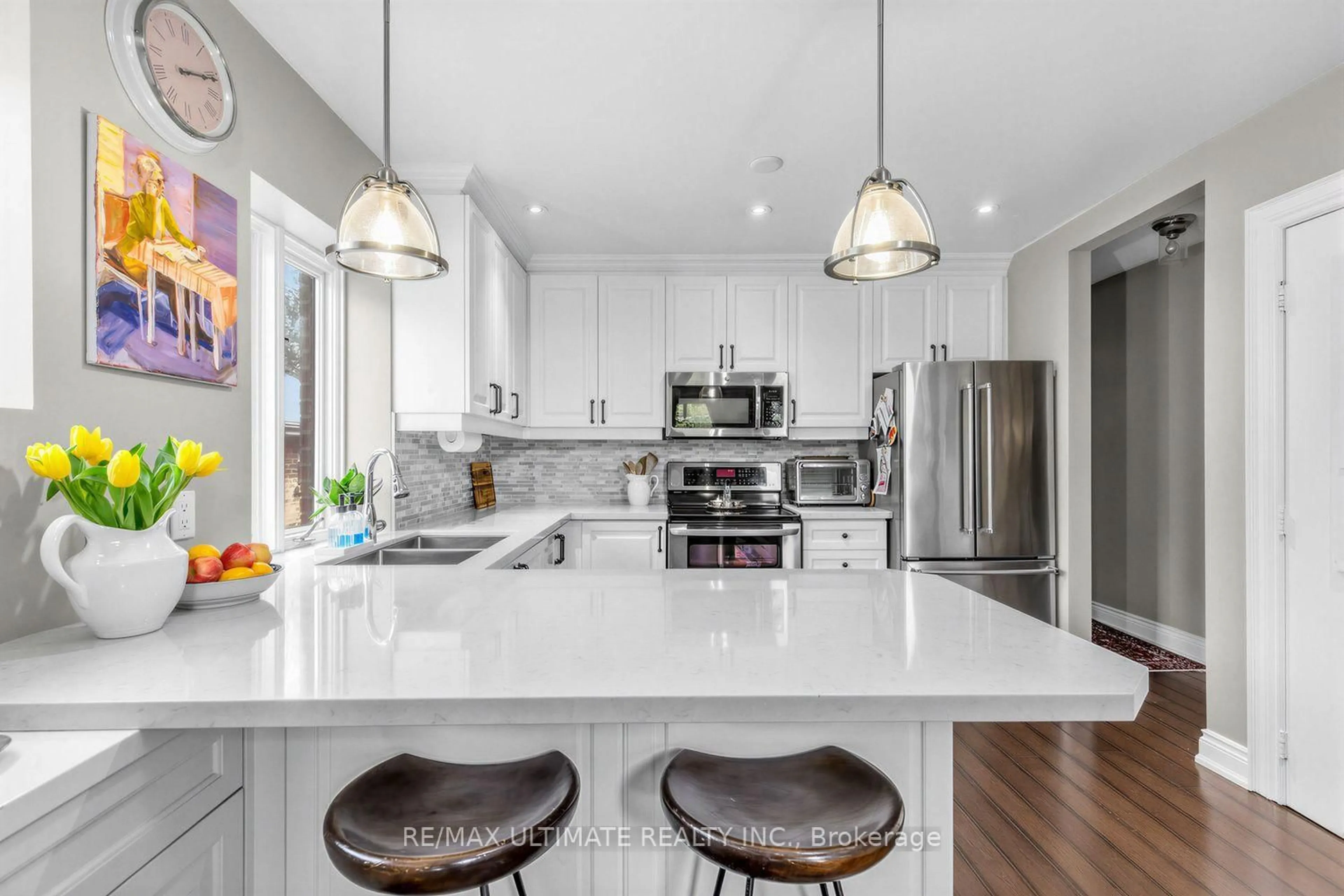 Open concept kitchen, ceramic/tile floor for 185 Castlefield Ave, Toronto Ontario M4R 1G6