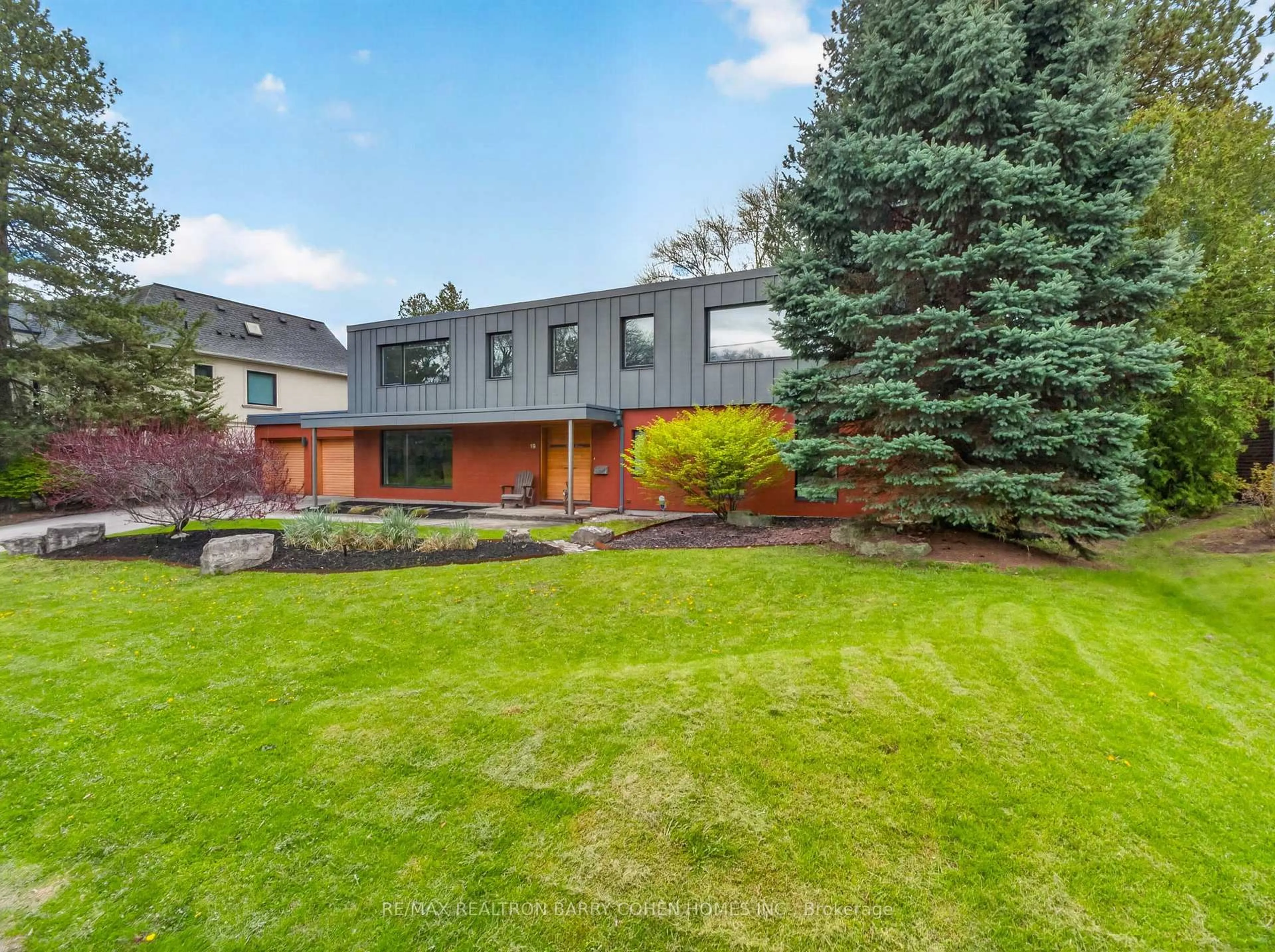 Unknown for 19 Saintfield Ave, Toronto Ontario M3C 2M4