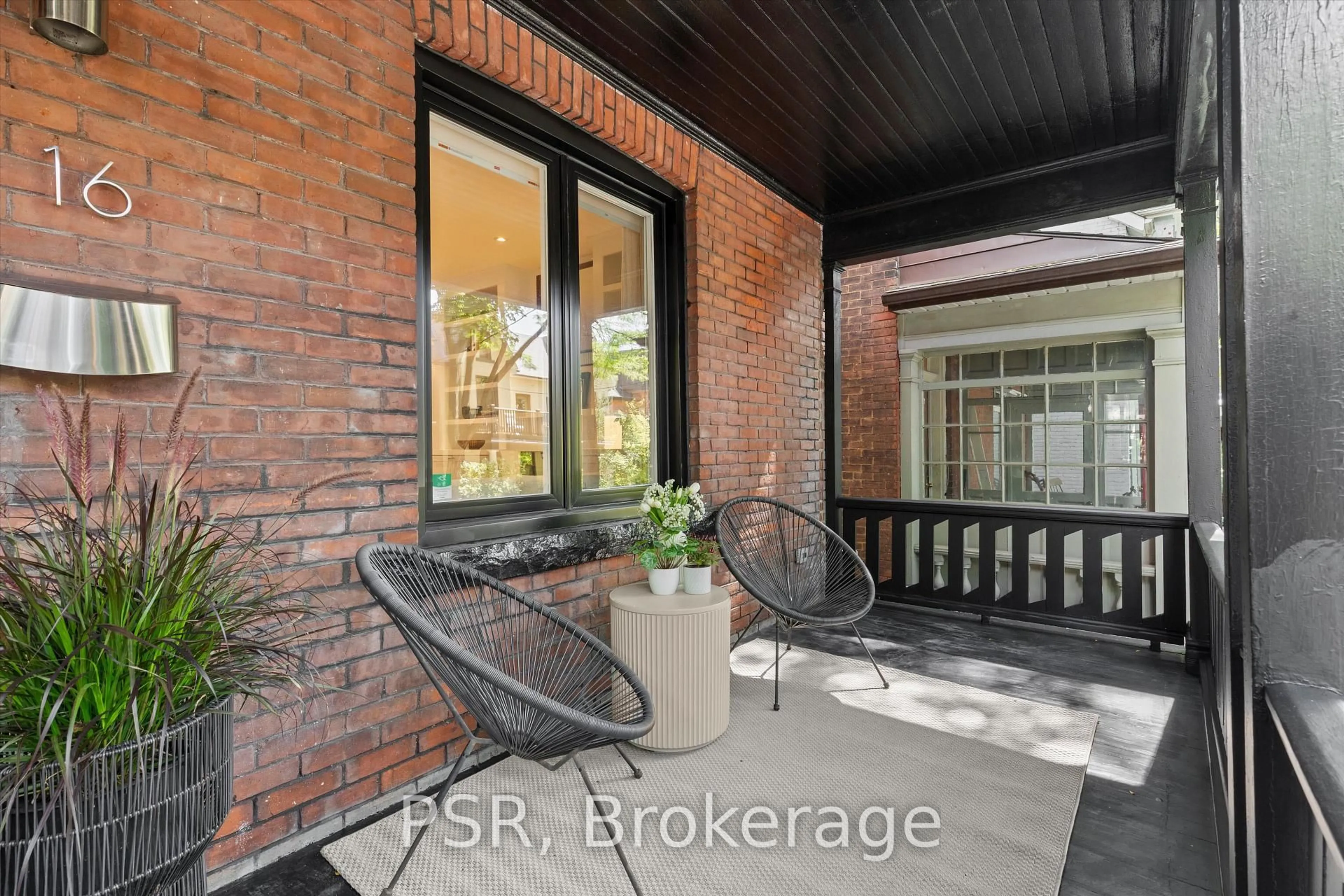 Patio, street for 16 Mackenzie Cres, Toronto Ontario M6J 1T1