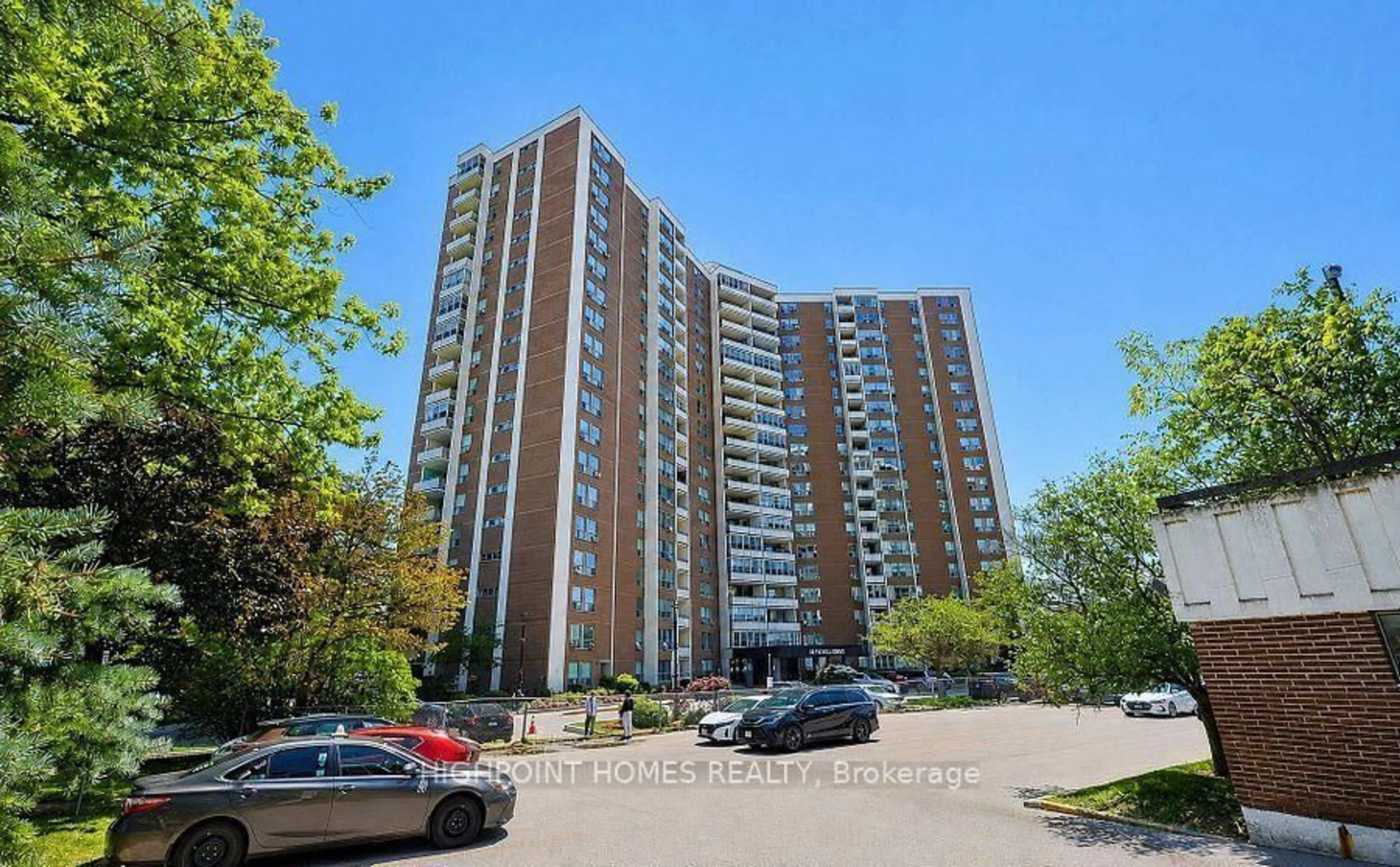 Unknown for 60 Pavane Linkway Way #301, Toronto Ontario M3C 1A1