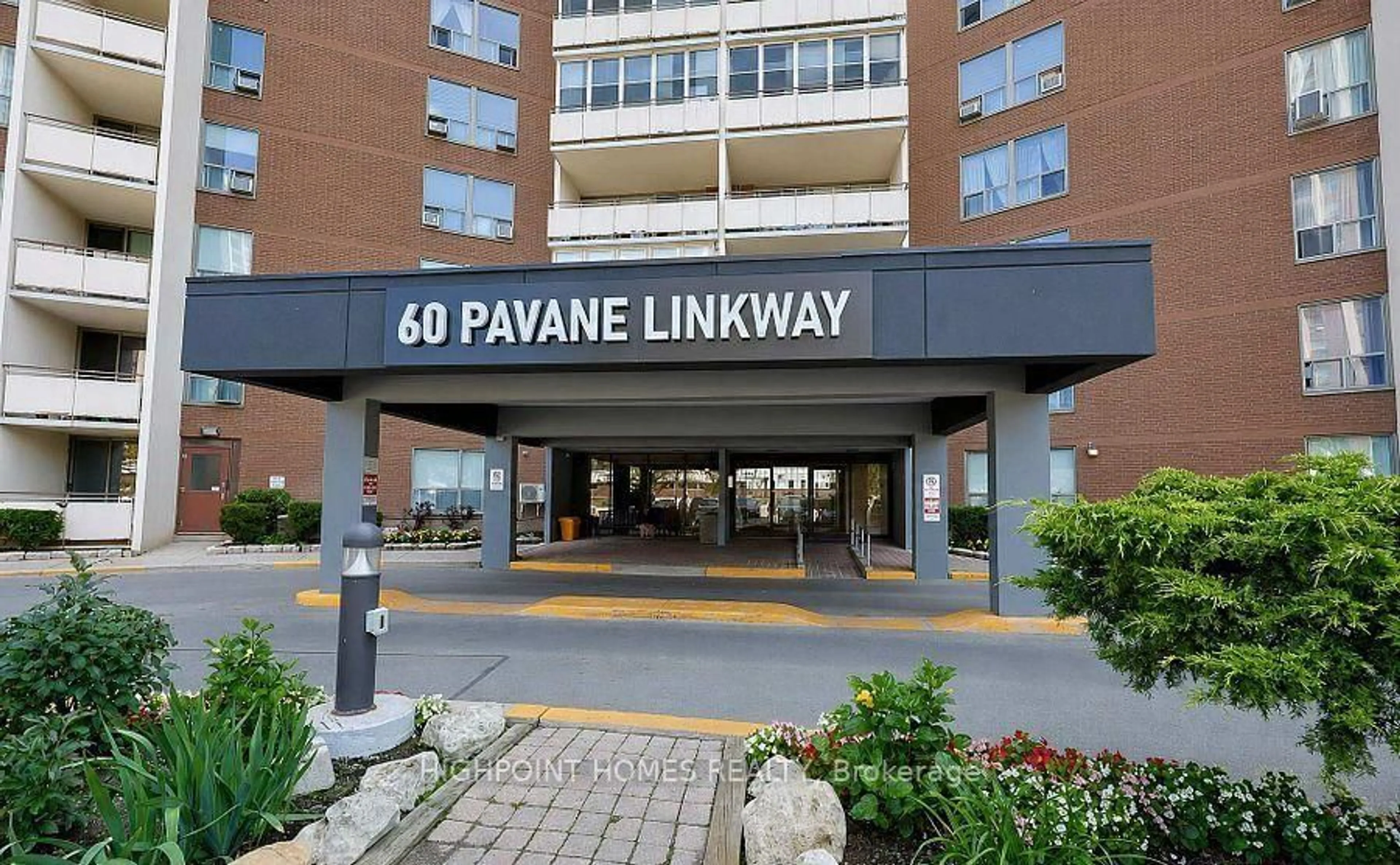Indoor foyer for 60 Pavane Linkway Way #301, Toronto Ontario M3C 1A1