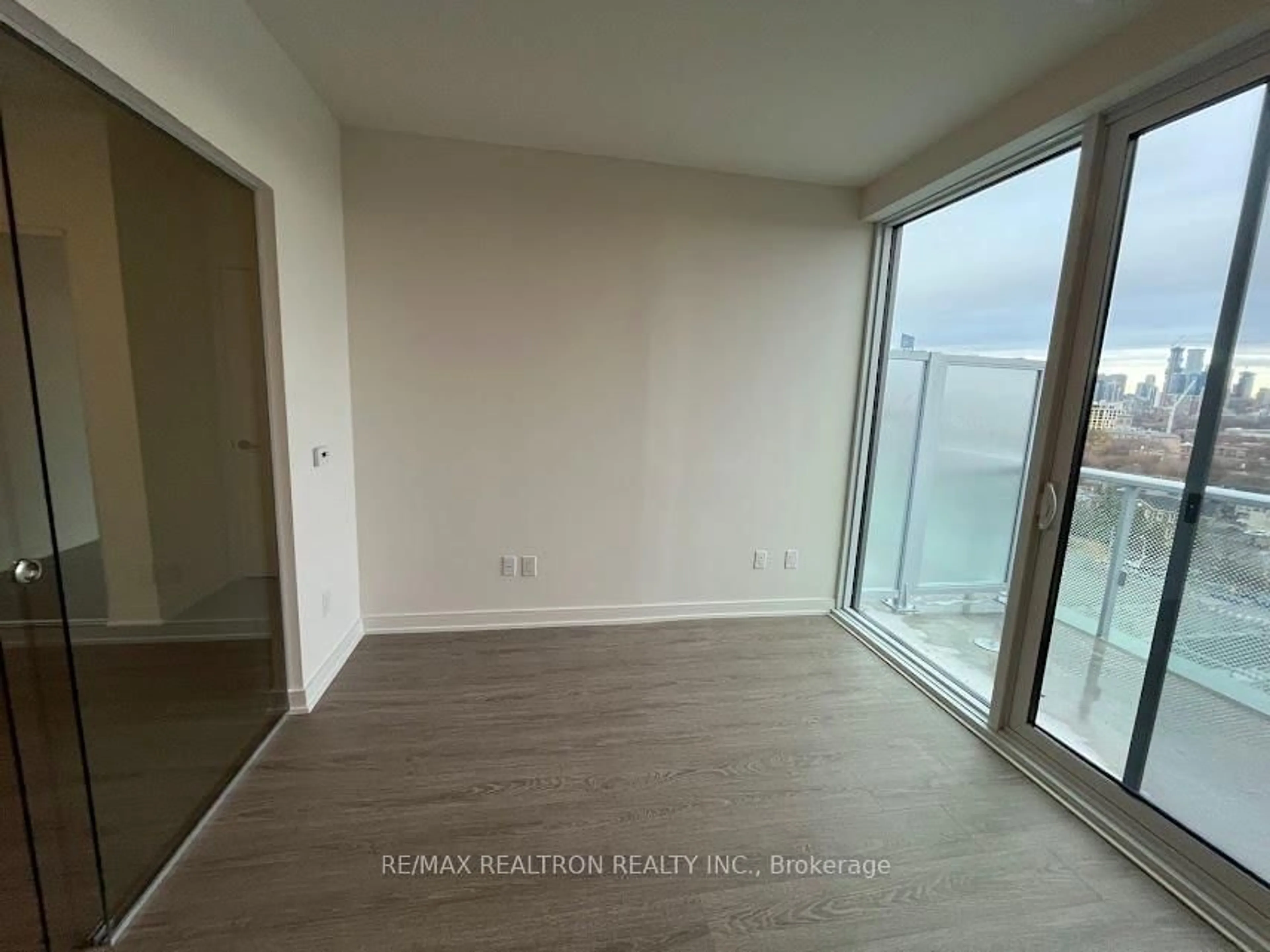 A pic of a room for 425 Front St #1301, Toronto Ontario M5A 0X2