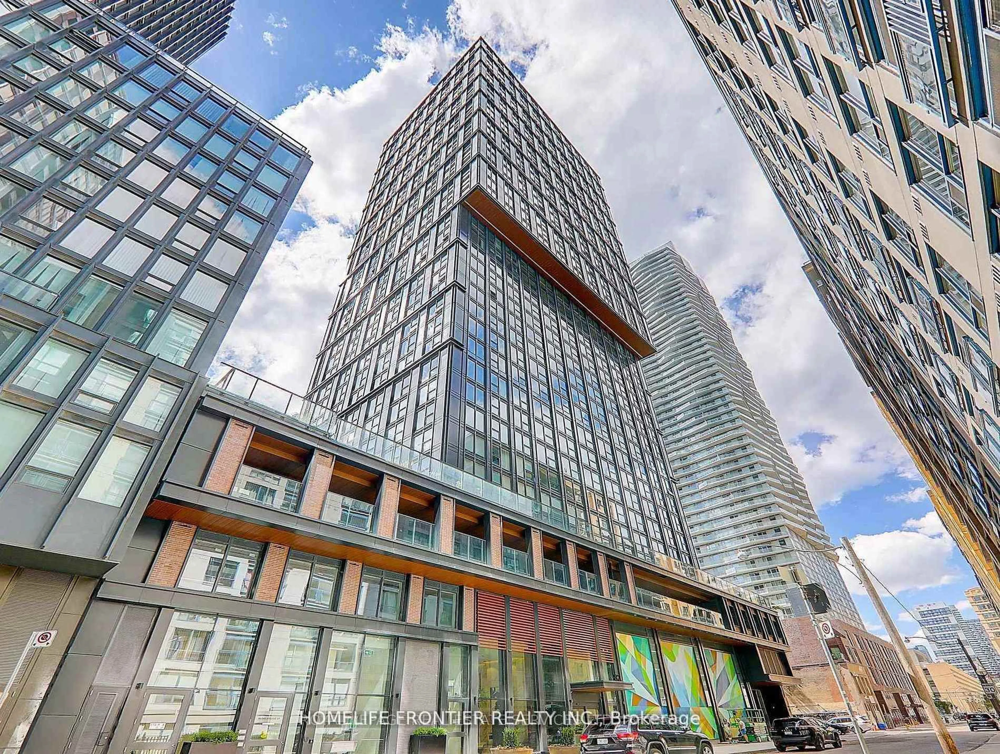 Indoor foyer for 82 Dalhousie St #1108, Toronto Ontario M5B 0C5