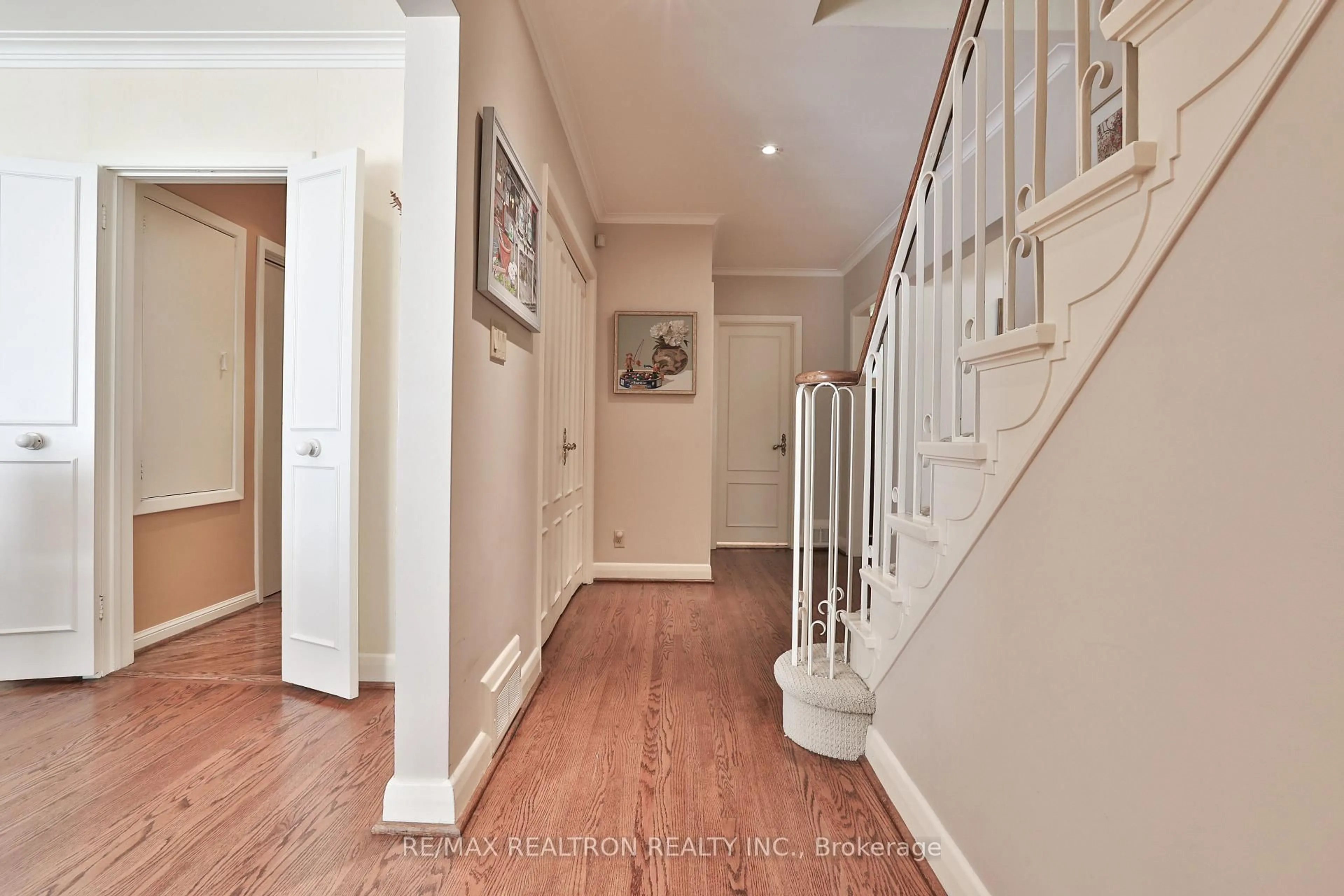 Unknown for 706 Briar Hill Ave, Toronto Ontario M6C 1L3