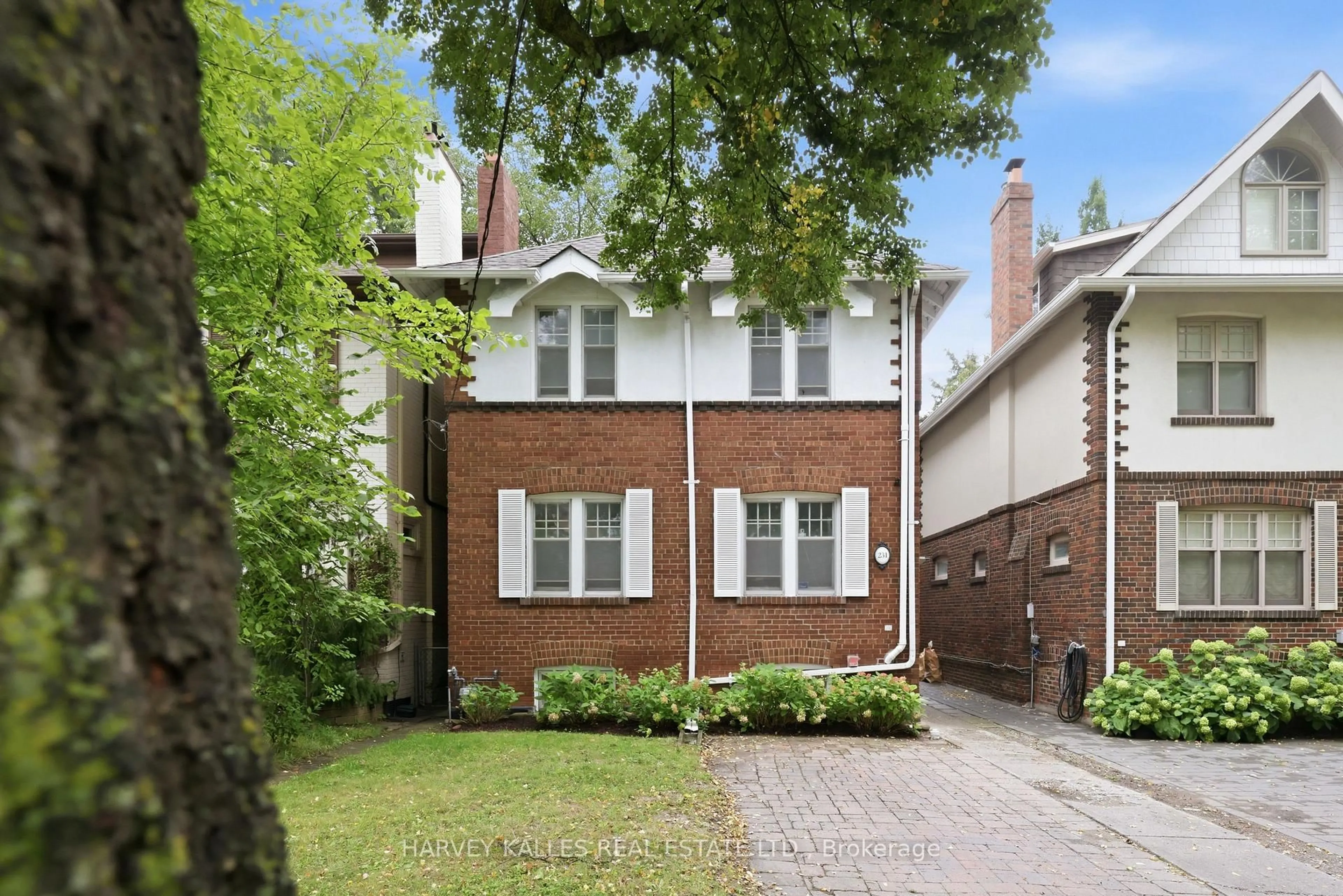 Home with brick exterior material, street for 231 Glengrove Ave, Toronto Ontario M4R 1P4