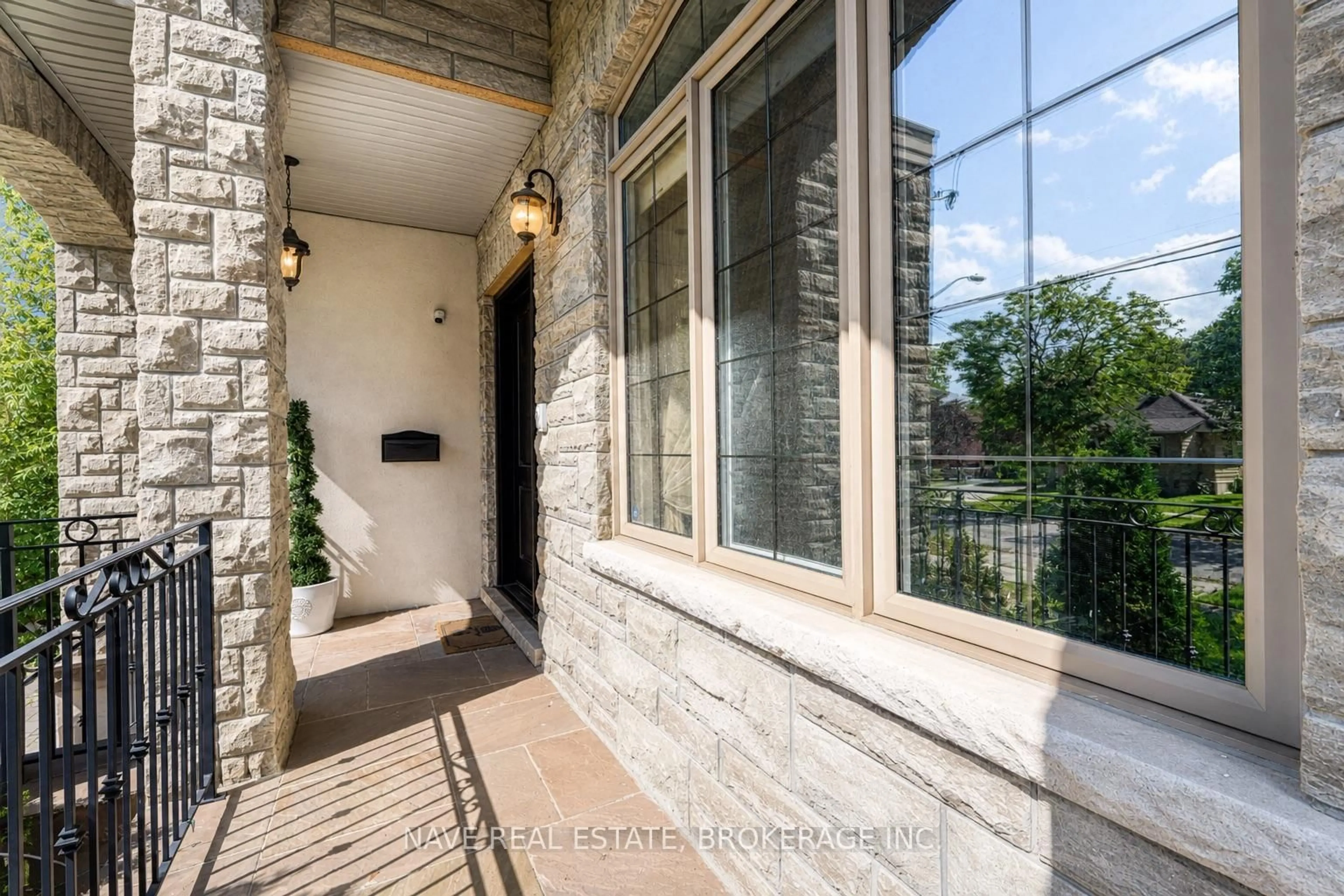 Unknown for 136 Homewood Ave, Toronto Ontario M2M 1K3