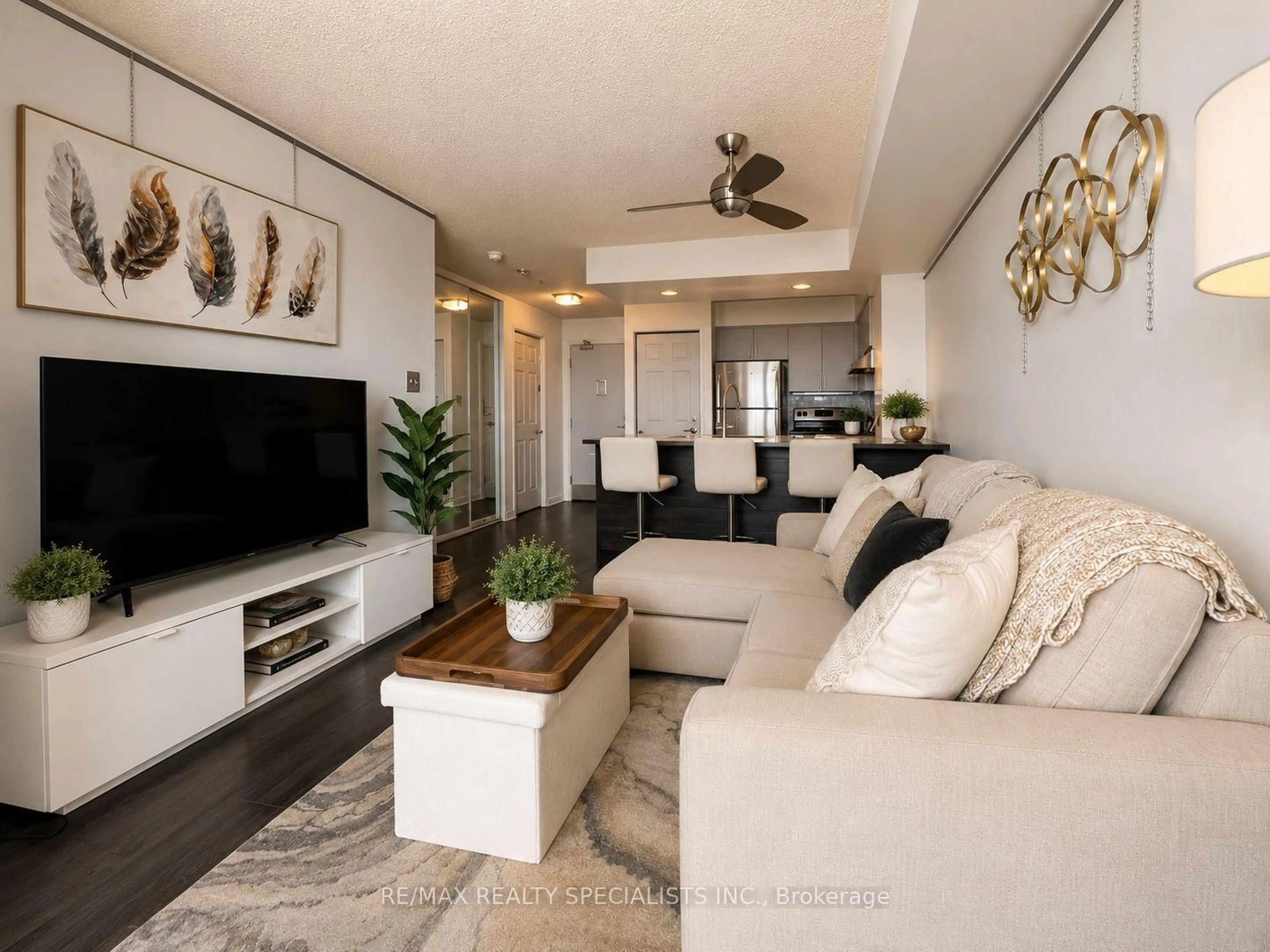 Living room with furniture, unknown for 801 King St #1120, Toronto Ontario M5V 3C9