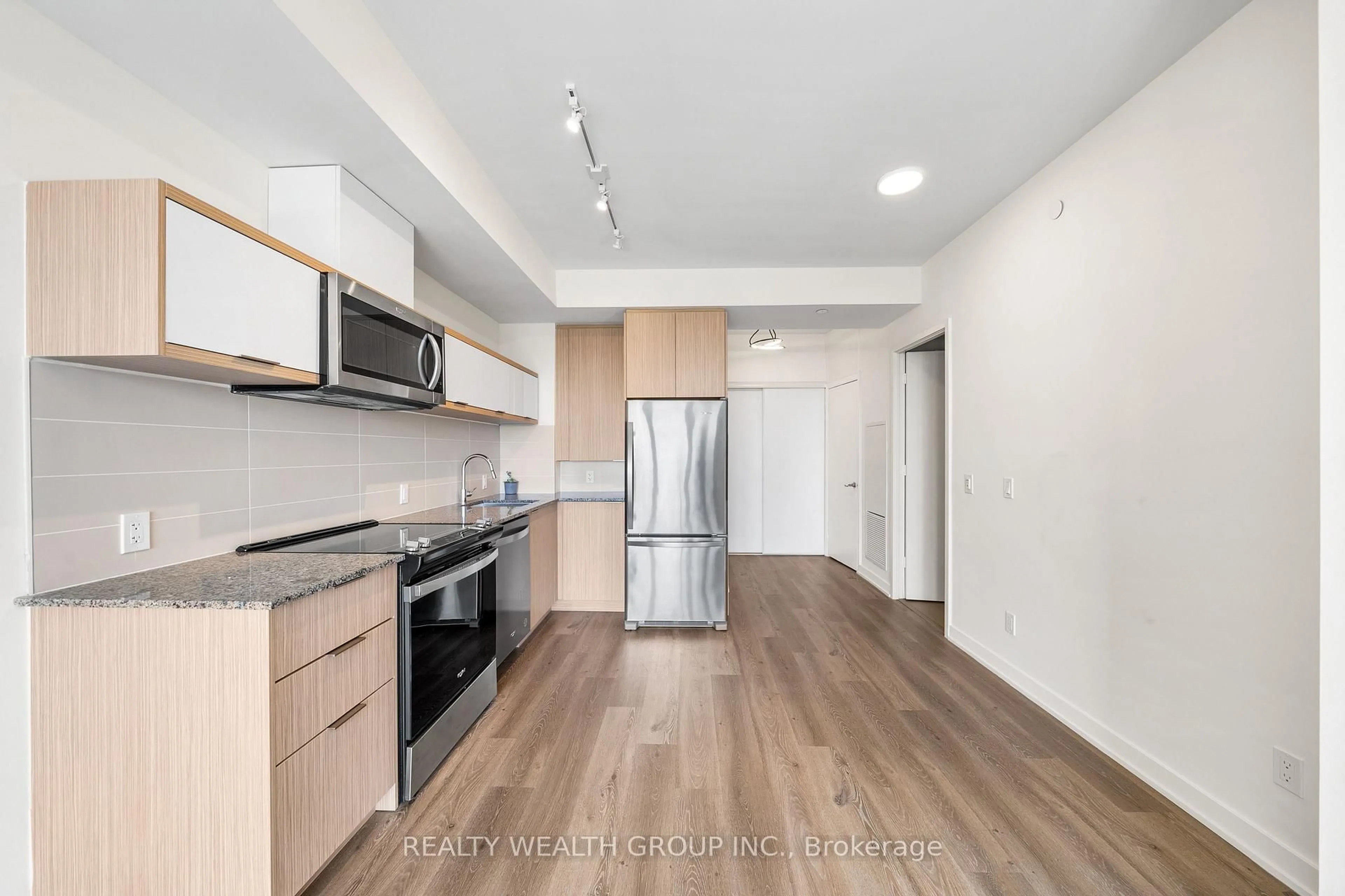 Standard kitchen, unknown for 10 Deerlick Crt #2101, Toronto Ontario M6A 0A7