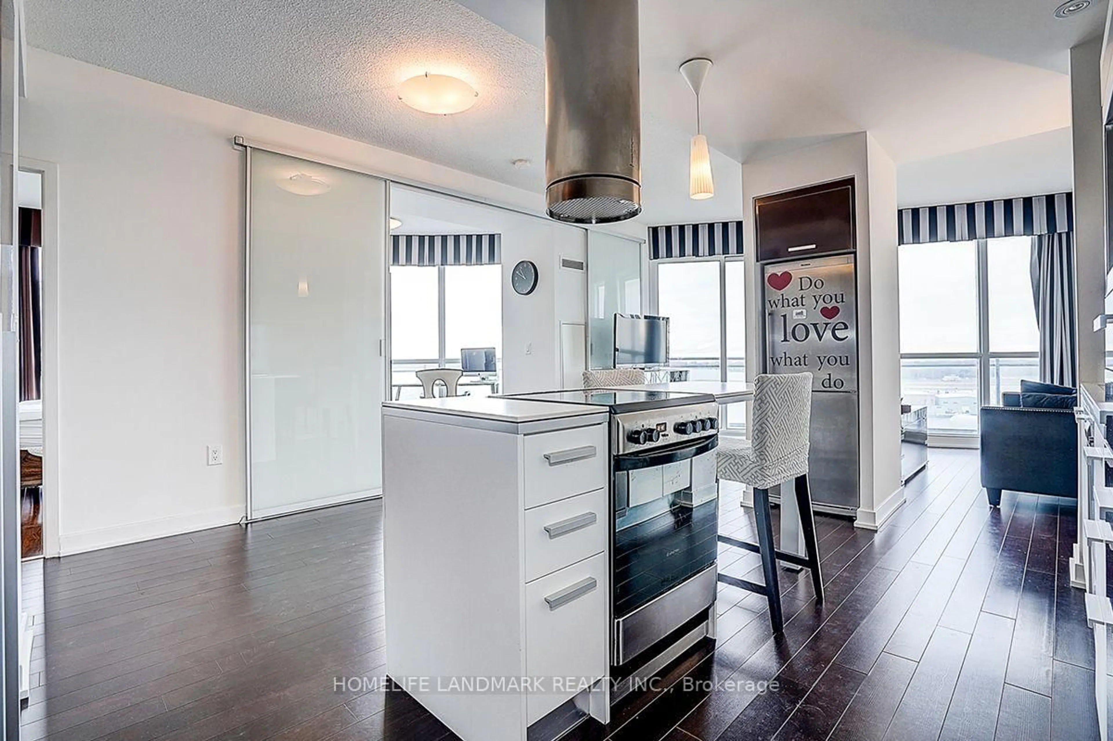 Contemporary kitchen, unknown for 38 Dan Leckie Way #1912, Toronto Ontario M5V 2V6
