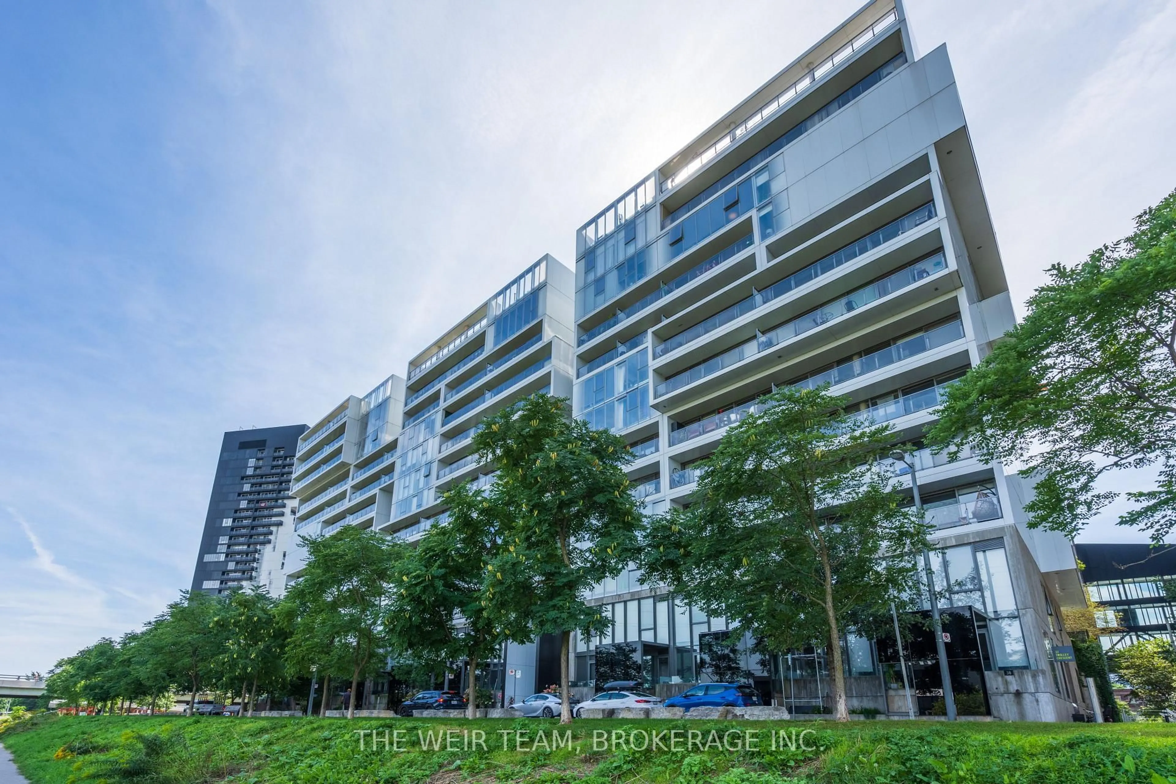 Unknown for 32 Trolley Cres, Toronto Ontario M5A 0E8