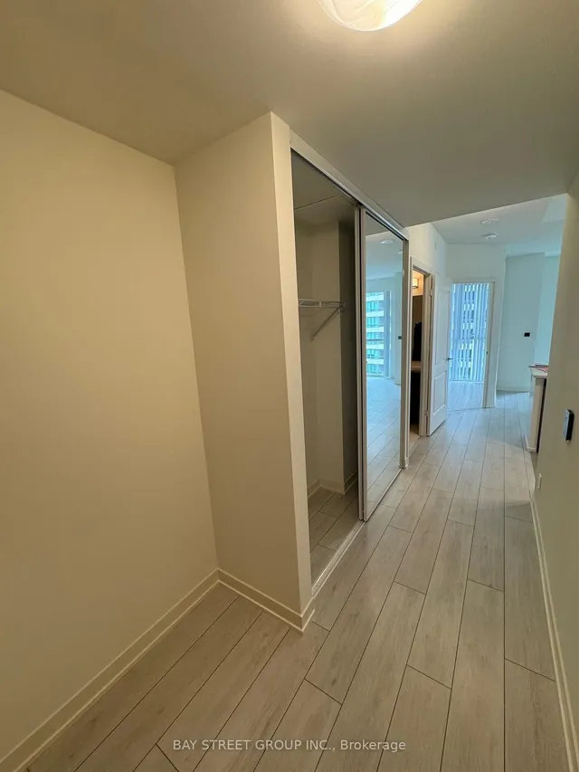 4955 Yonge St #1006, Toronto