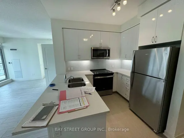 4955 Yonge St #1006, Toronto 2