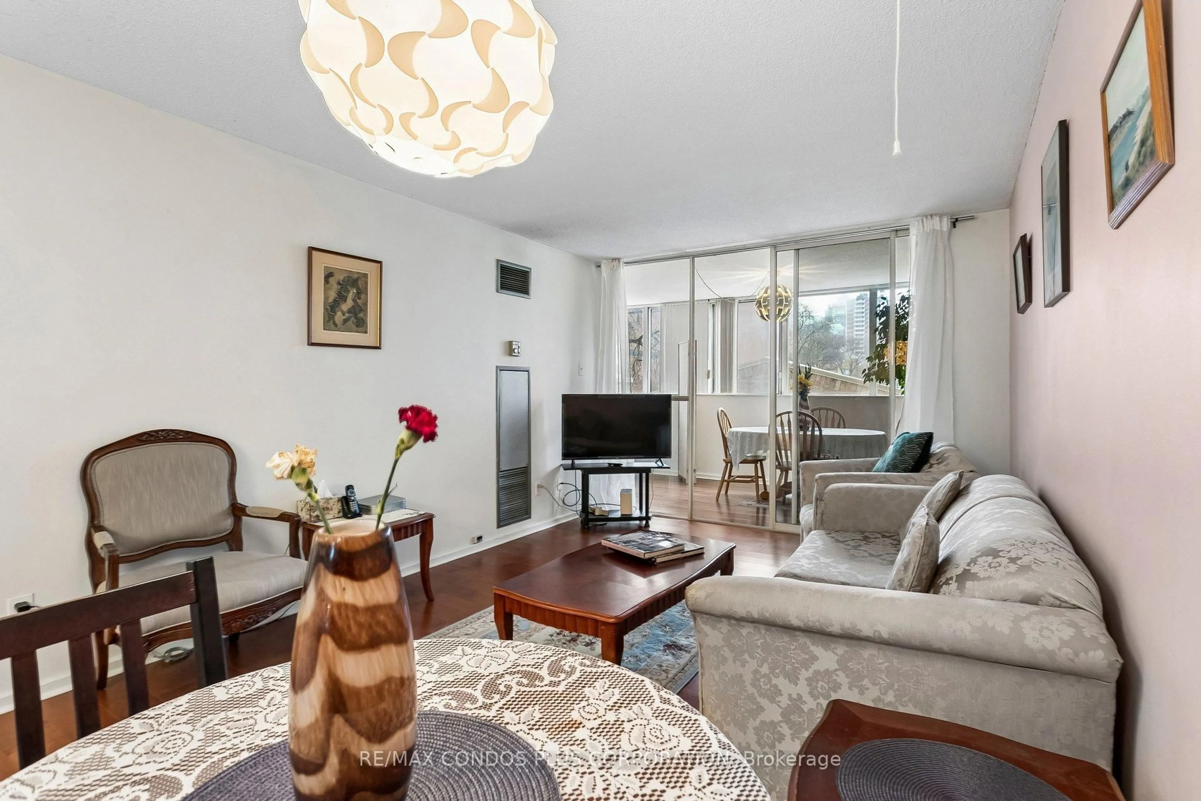 Living room with furniture, unknown for 15 Maitland Pl #204, Toronto Ontario M4Y 2X3