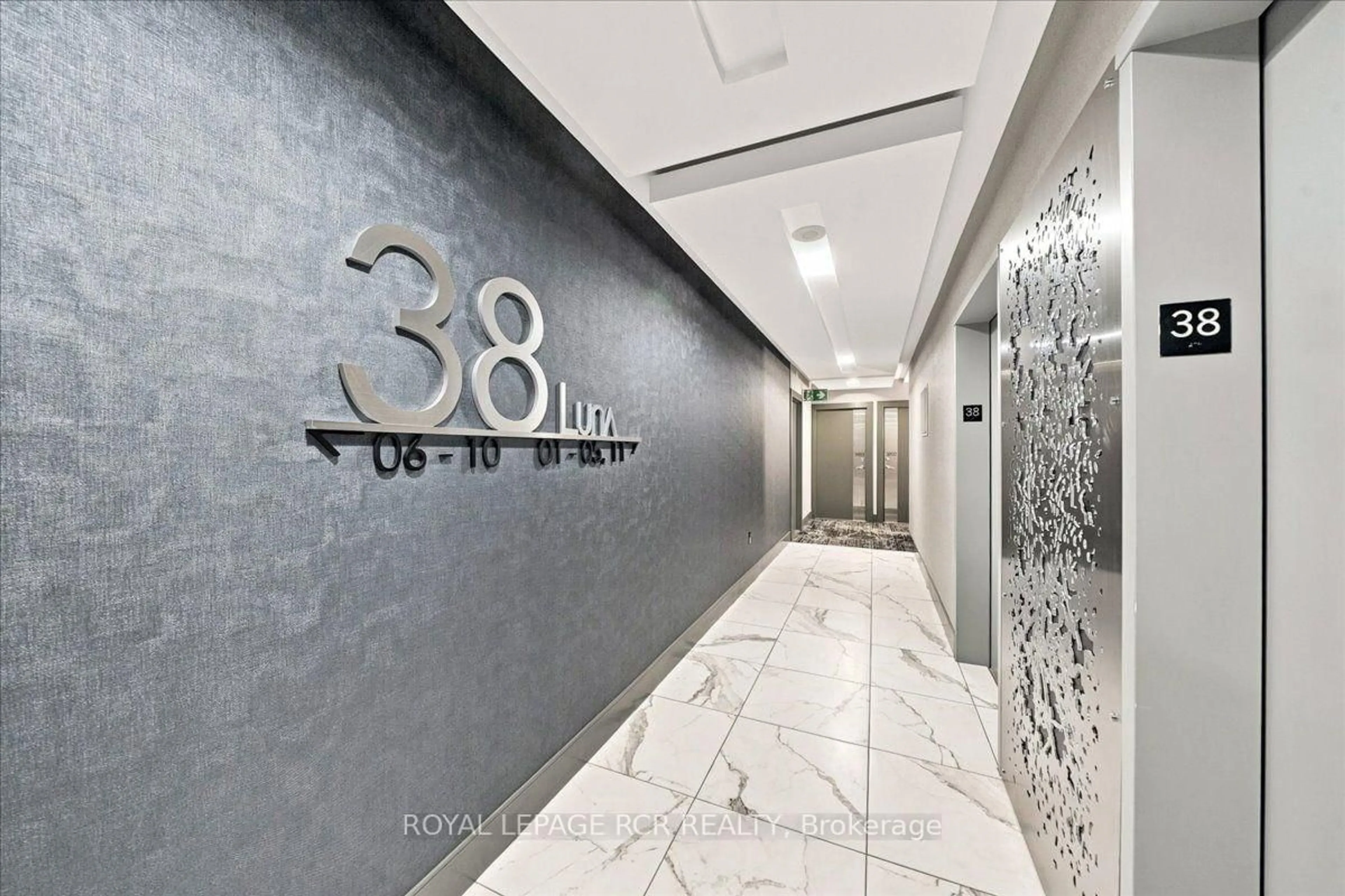 Indoor foyer for 25 Capreol Crt #3807, Toronto Ontario M5V 3Z7