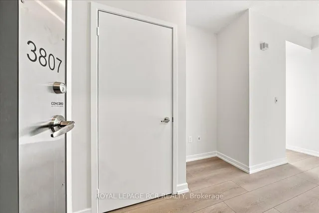 25 Capreol Crt #3807, Toronto 5