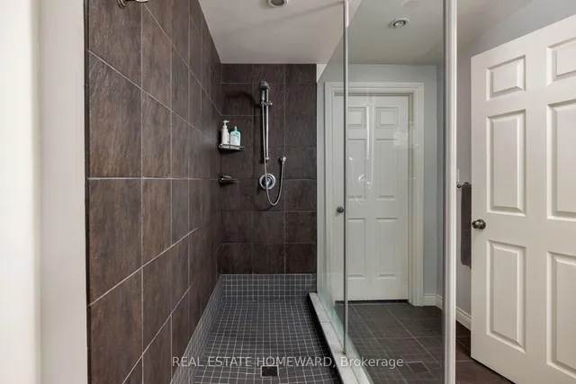 25 Talwood Dr, Toronto 3
