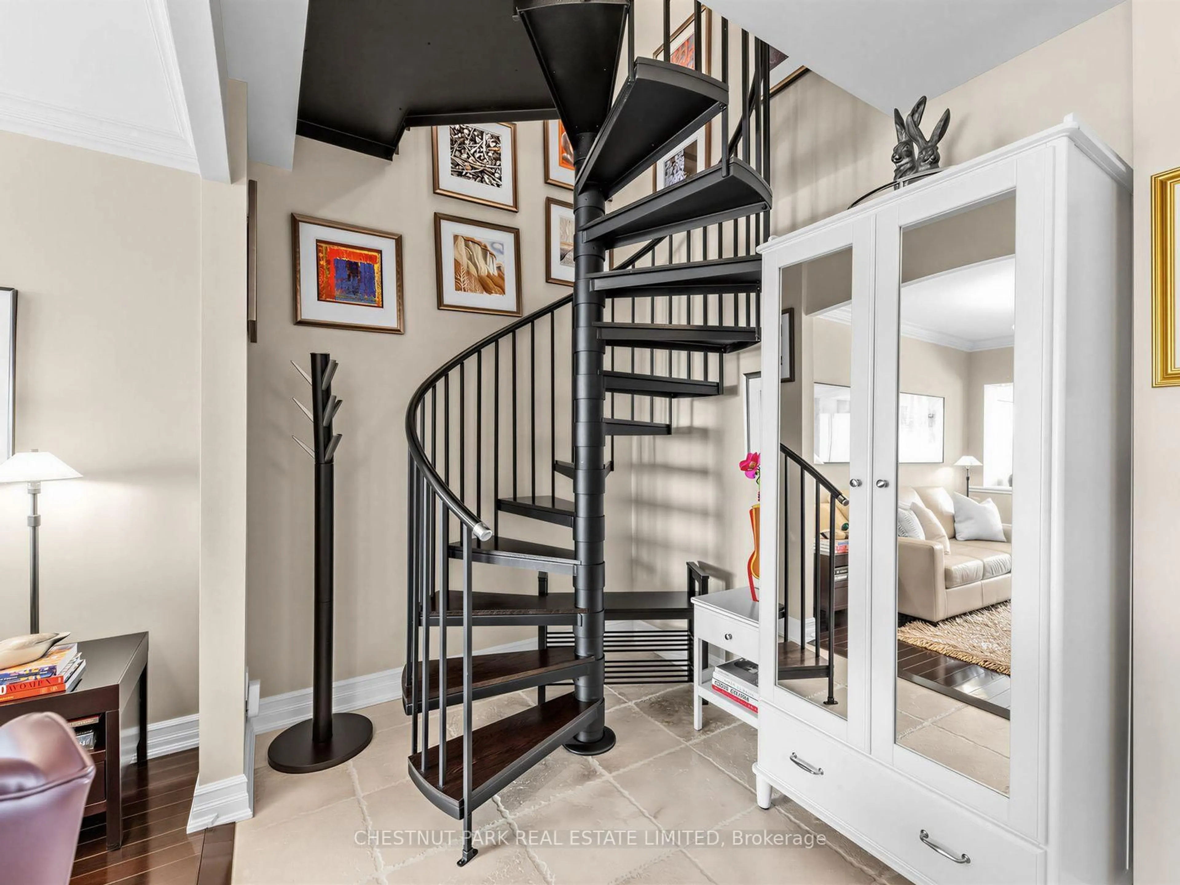 Stairs for 1801 Bayview Ave #PH 802, Toronto Ontario M4G 4K2