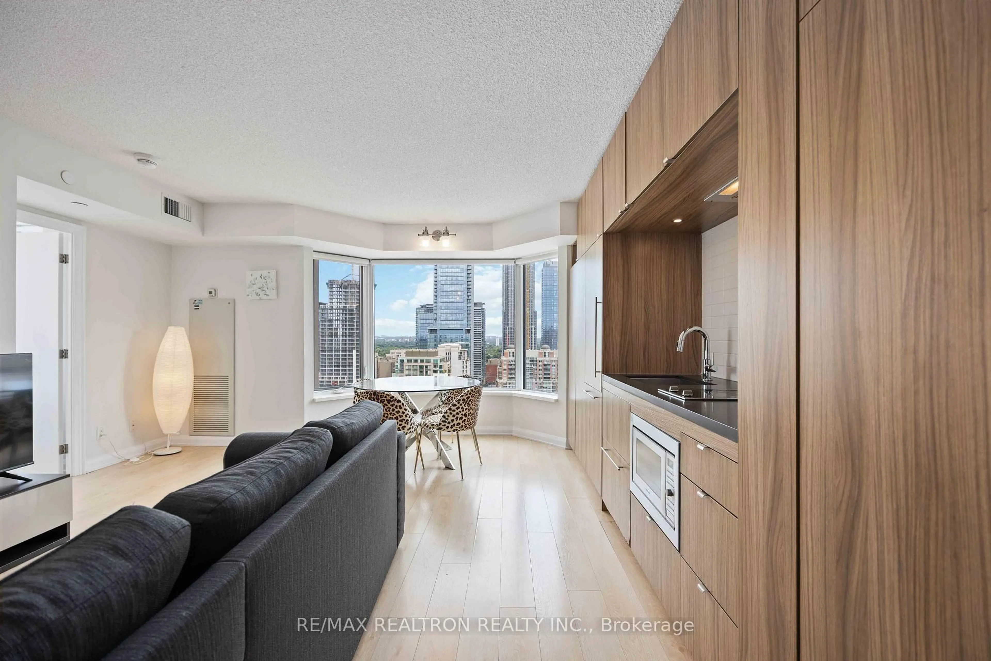 Unknown for 155 Yorkville Ave #2604, Toronto Ontario M5R 0B4