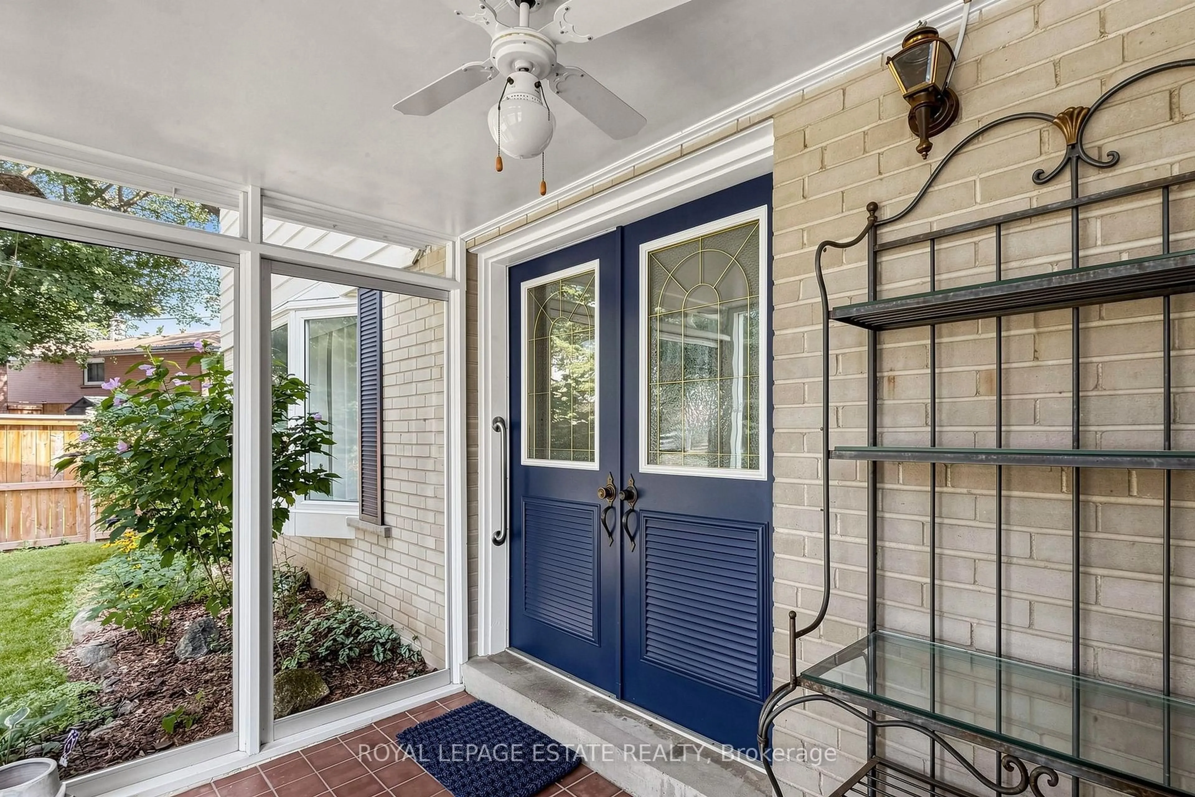 Indoor entryway for 7 Longhope Pl, Toronto Ontario M2J 1Y1