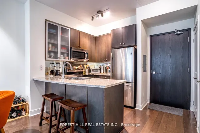 21 Scollard St #103, Toronto 5