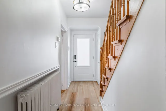 465 Oakwood Ave, Toronto 2