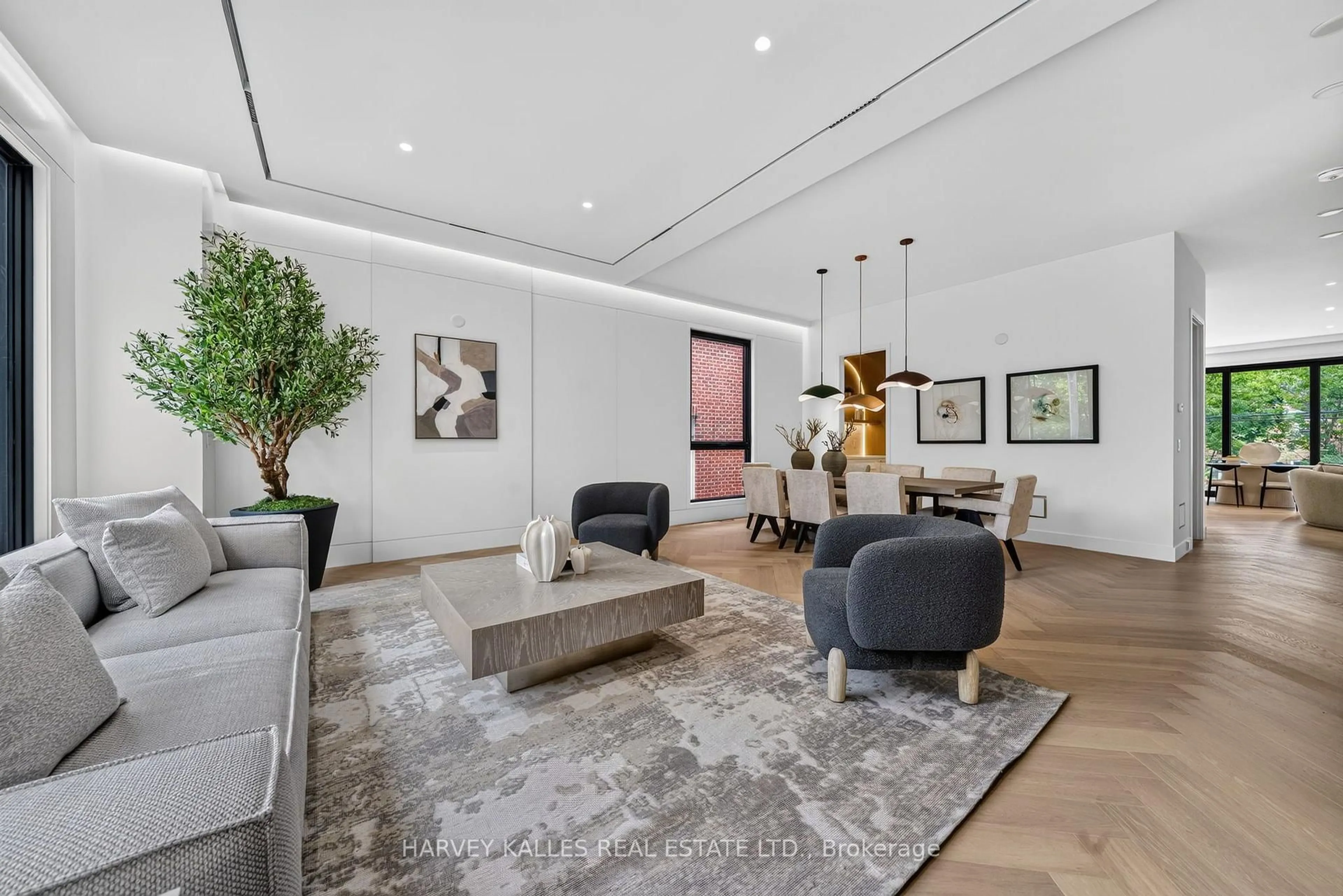 Living room with furniture, unknown for 451 Cranbrooke Ave, Toronto Ontario M5M 1N6